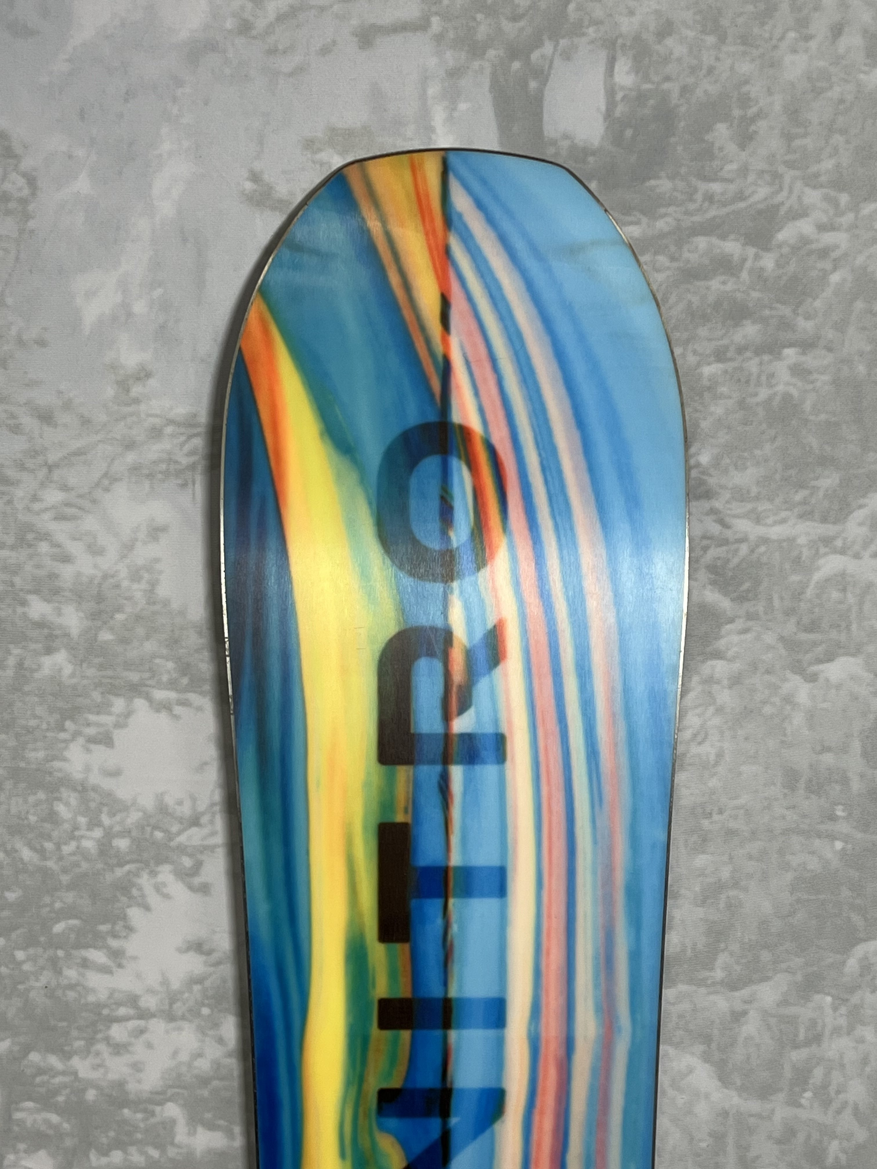 Lightly Used Nitro Squash 152 CM Snowboard 2025