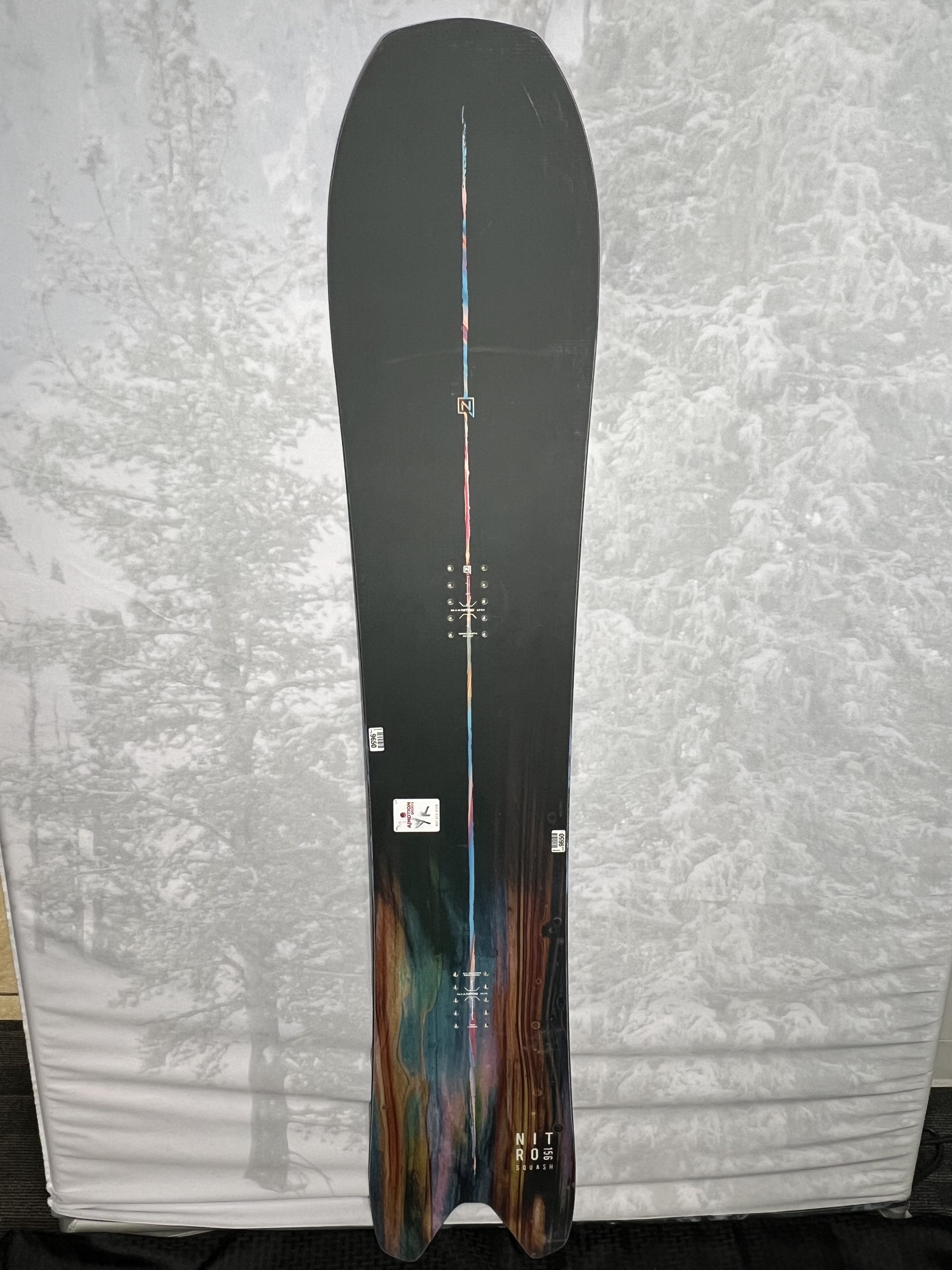 Lightly Used Nitro Squash 156 CM Snowboard 2025 – AJ Motion Lightly Used Nitro Squash 156 CM Snowboard 2025 – AJ Motion