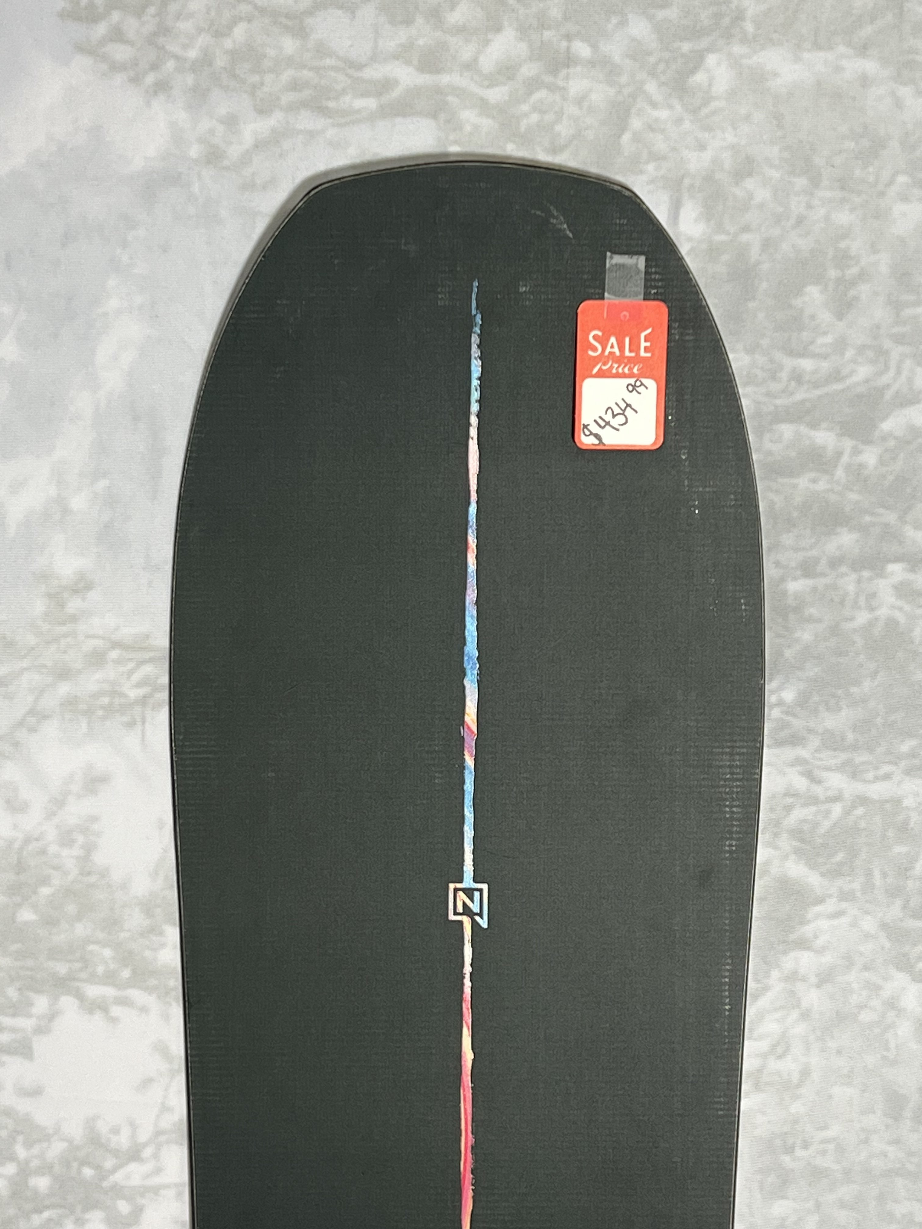 Lightly Used Nitro Squash 159 CM Snowboard 2025