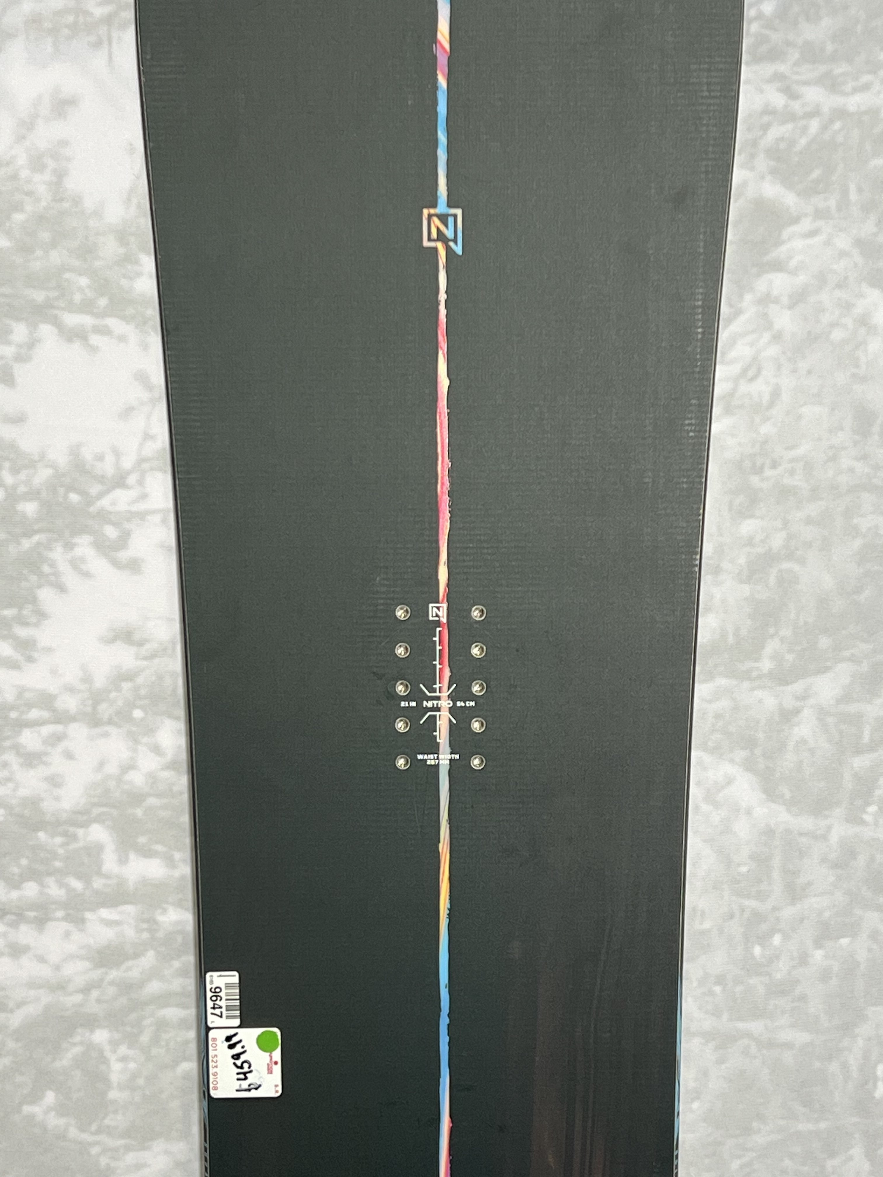 Lightly Used Nitro Squash 159 CM Snowboard 2025