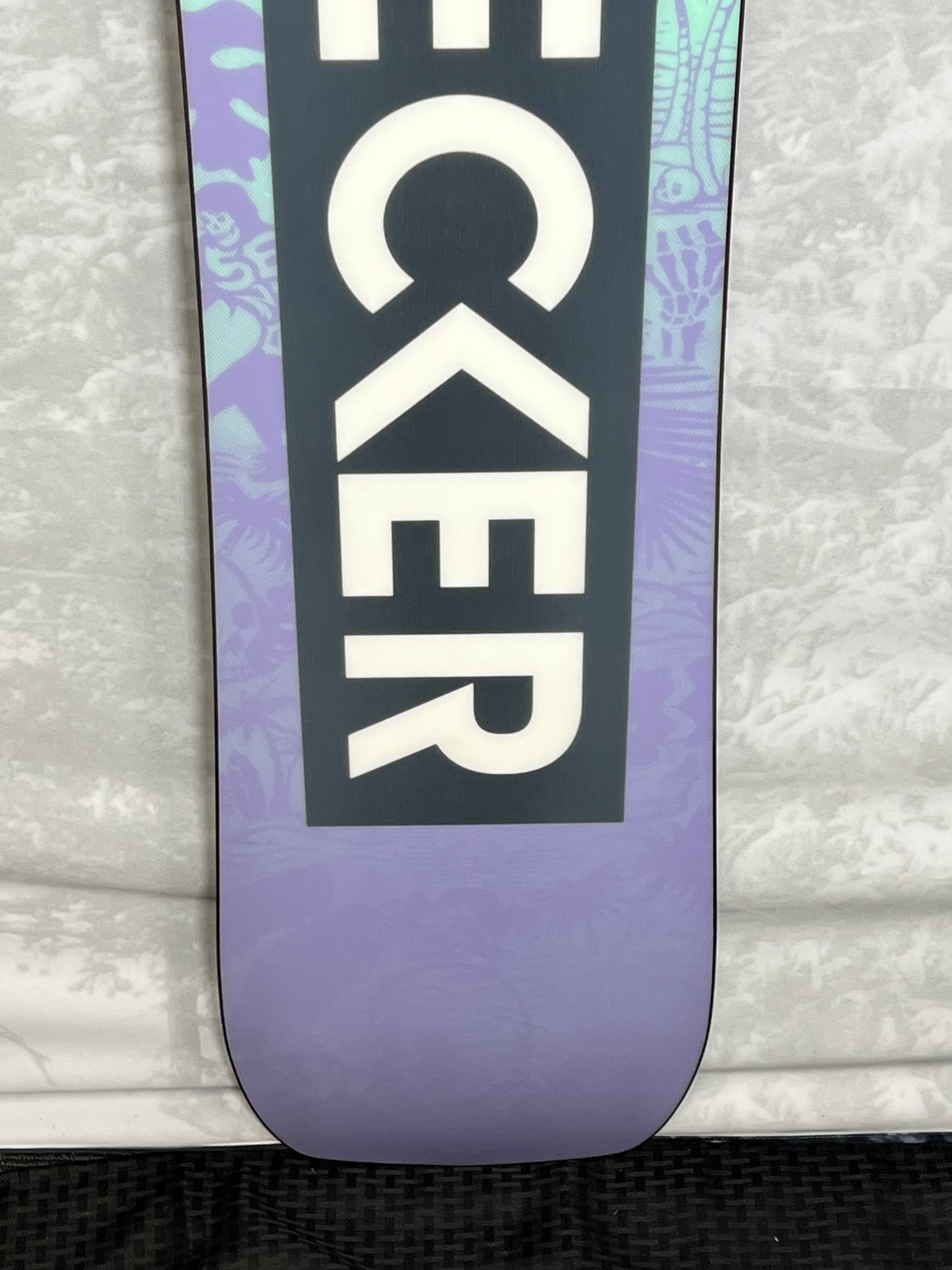 Lightly Used Nidecker Sensor 147 CM Women's Snowboard 2025