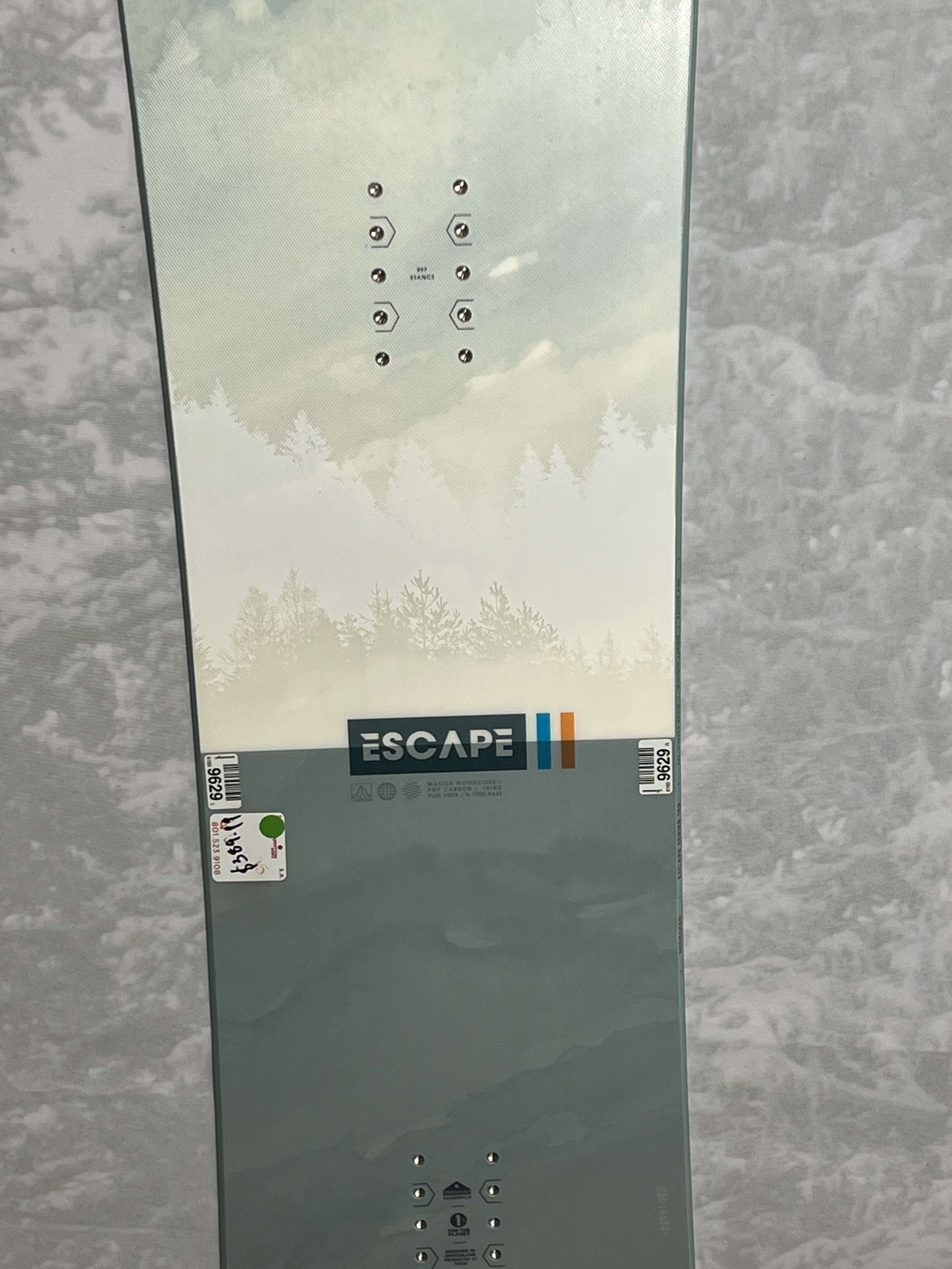 New Nidecker Escape 152 CM Snowboard 2025
