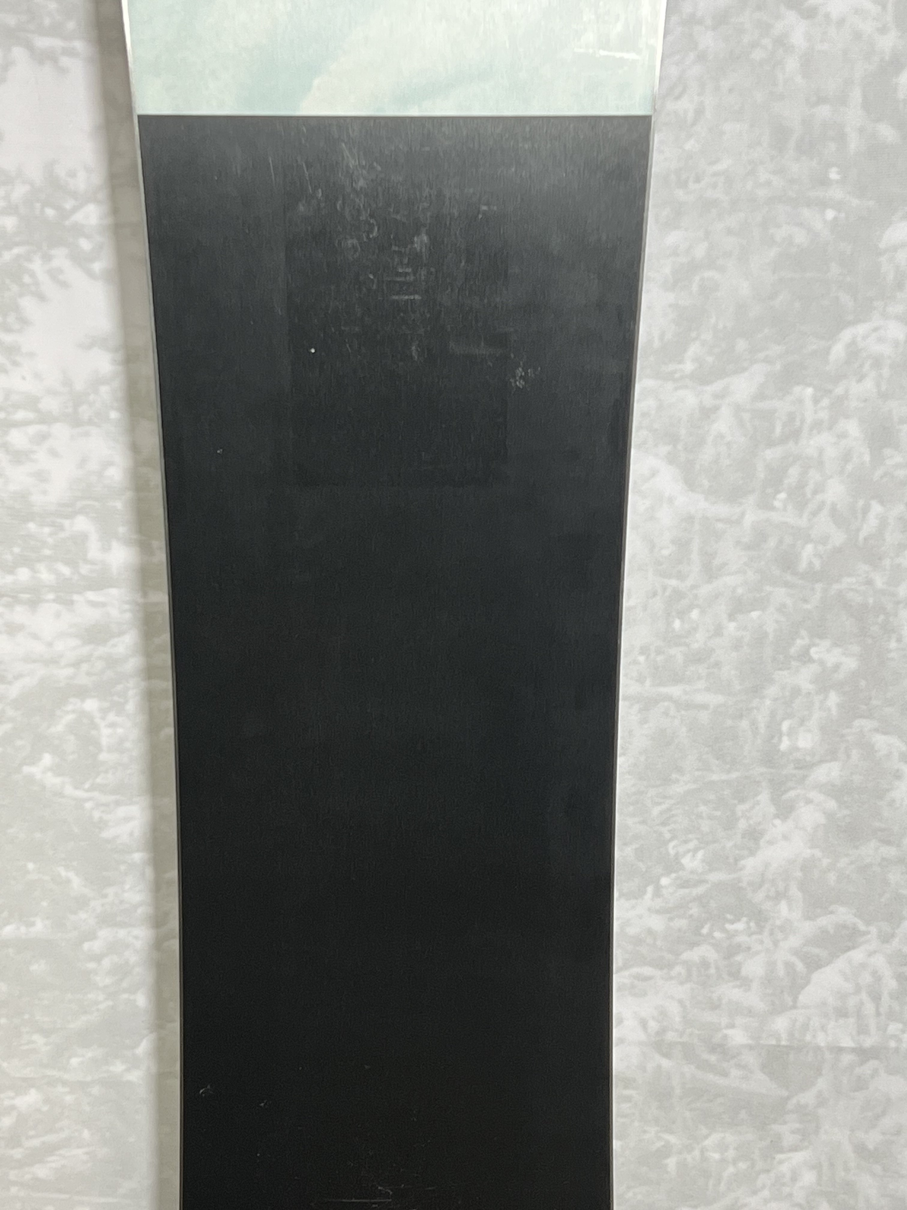 New Nidecker Escape 159 CM Snowboard 2025
