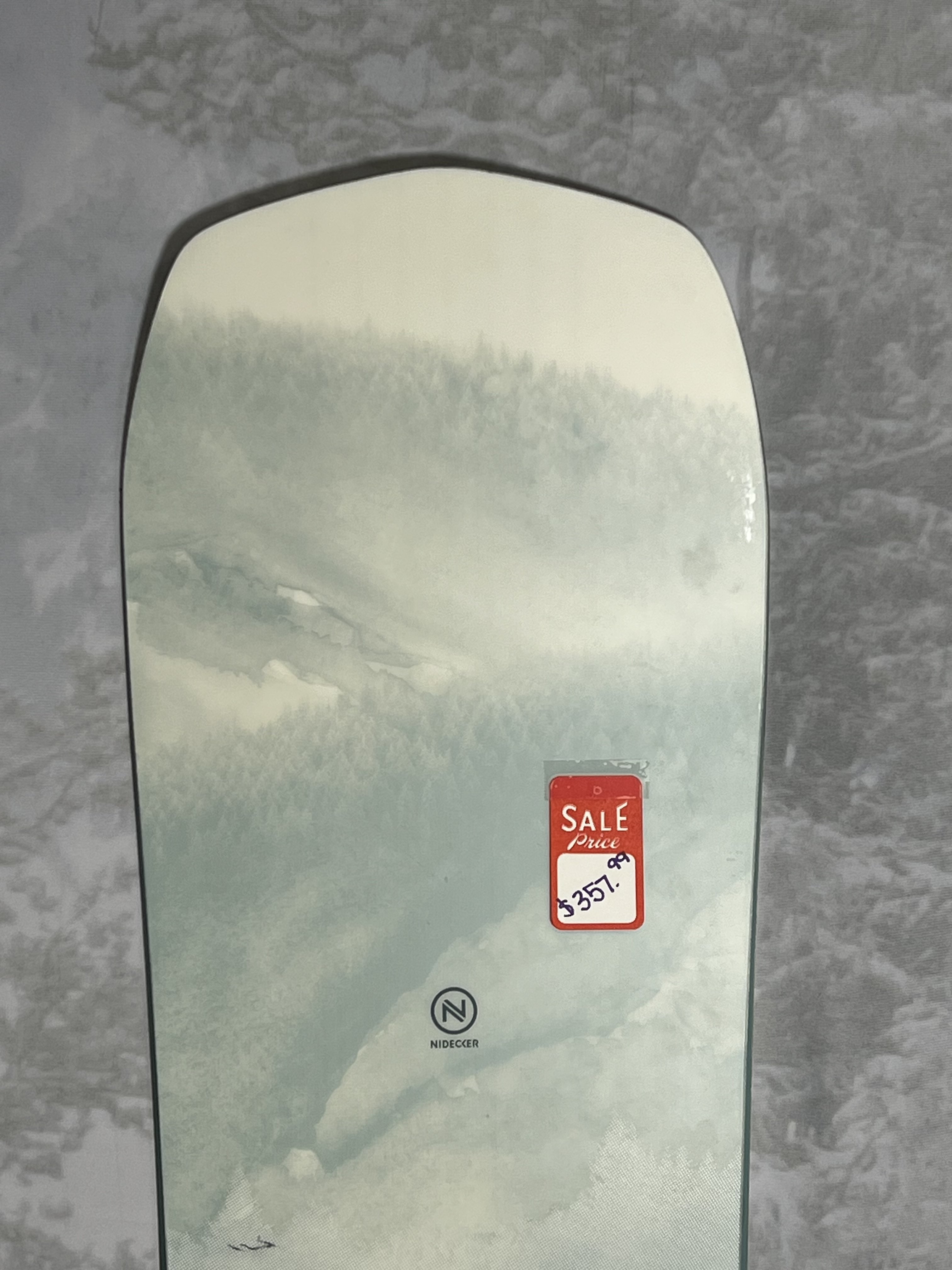 Lightly Used Nidecker Escape 162 CM Snowboard 2025