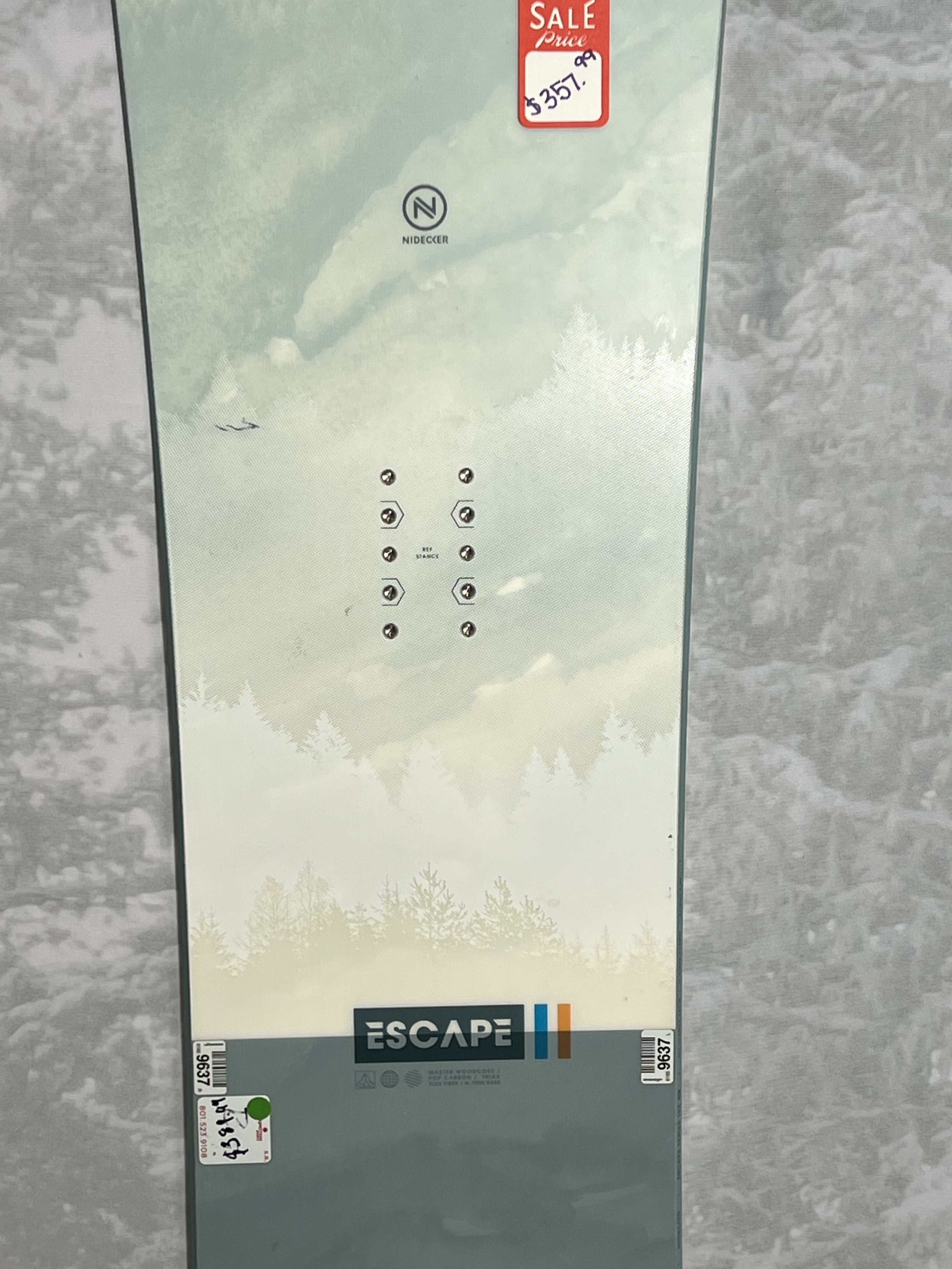 Lightly Used Nidecker Escape 162 CM Snowboard 2025