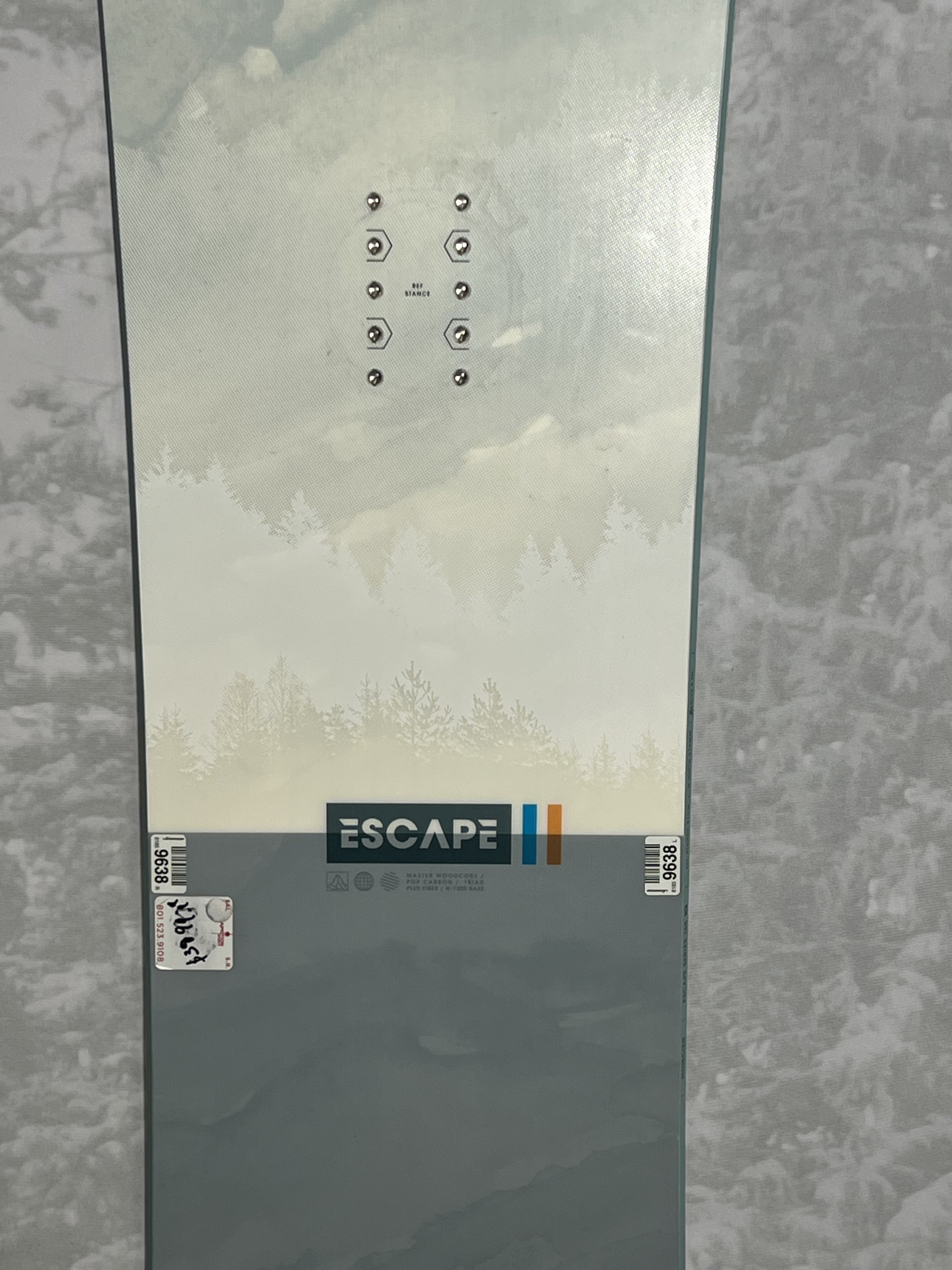Lightly Used Nidecker Escape 165 CM Snowboard 2025