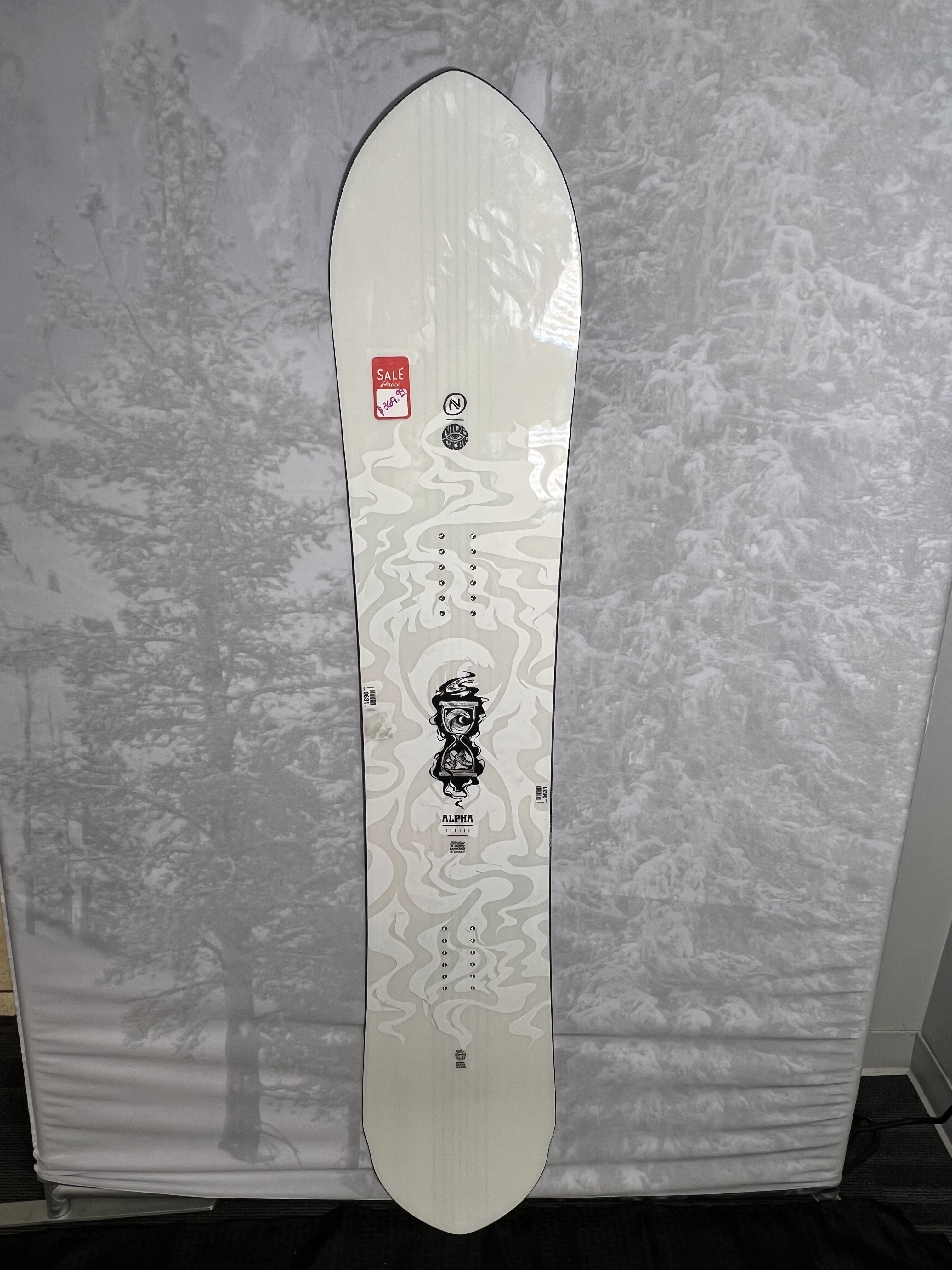Lightly Used Nidecker Alpha 158 CM Snowboard 2025