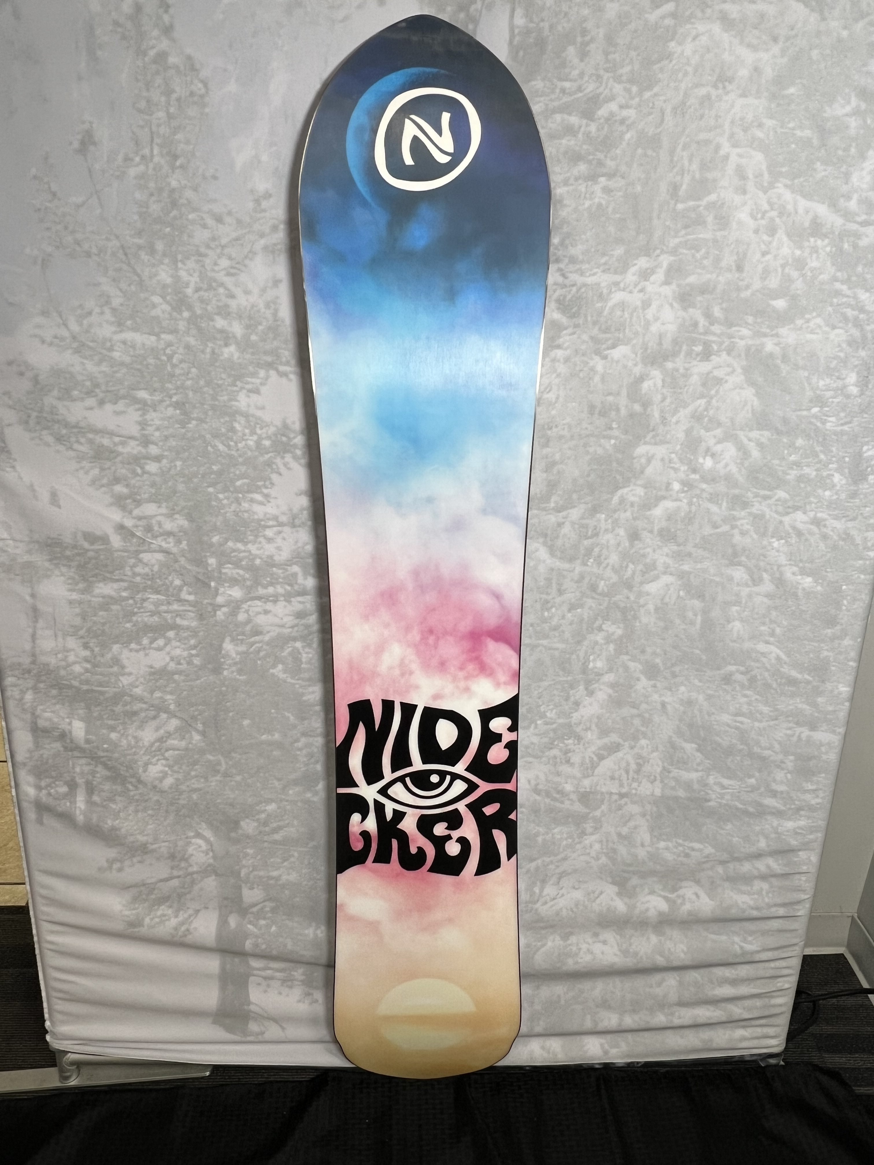 Lightly Used Nidecker Alpha 158 CM Snowboard 2025