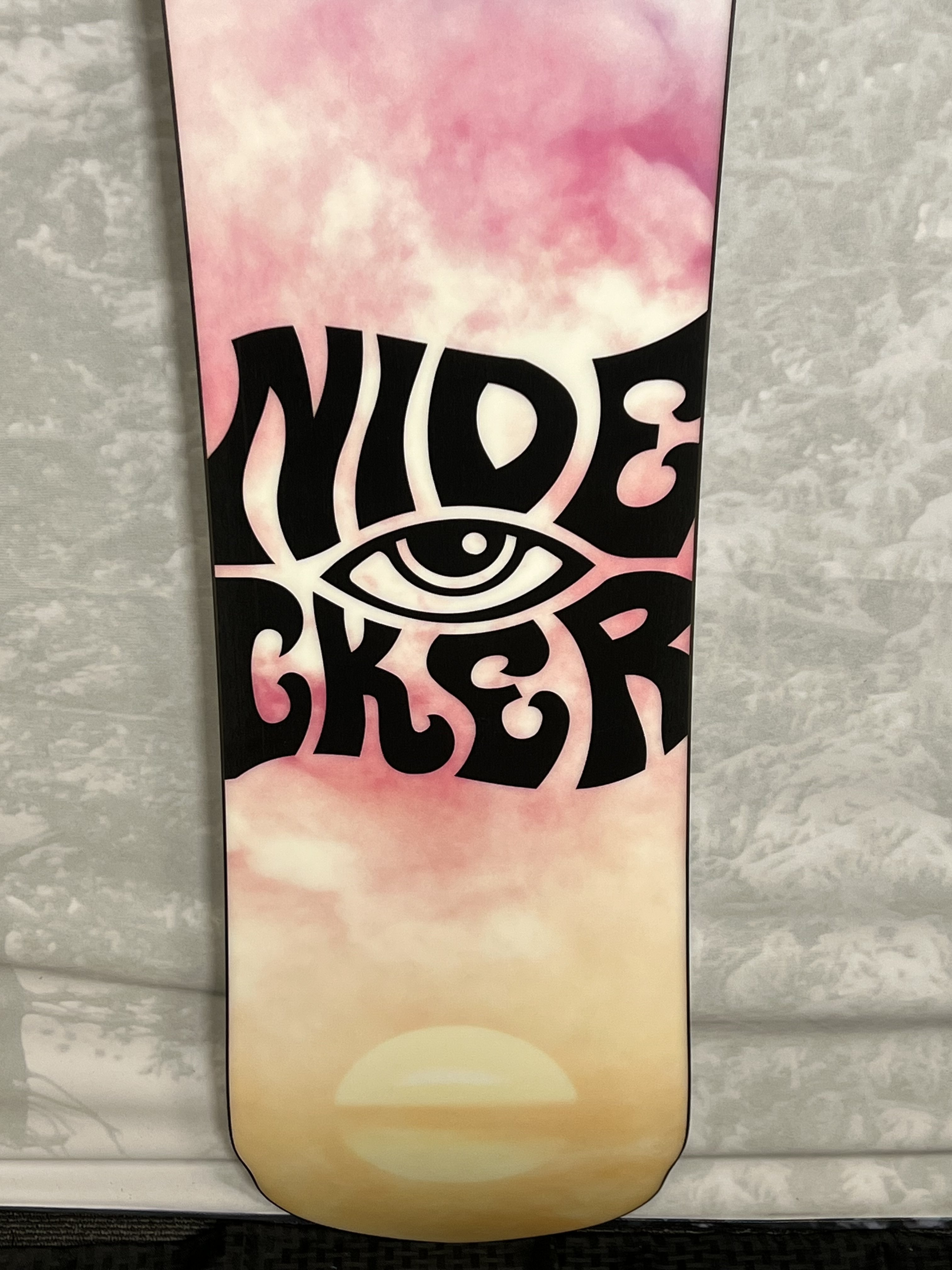 Lightly Used Nidecker Alpha 158 CM Snowboard 2025