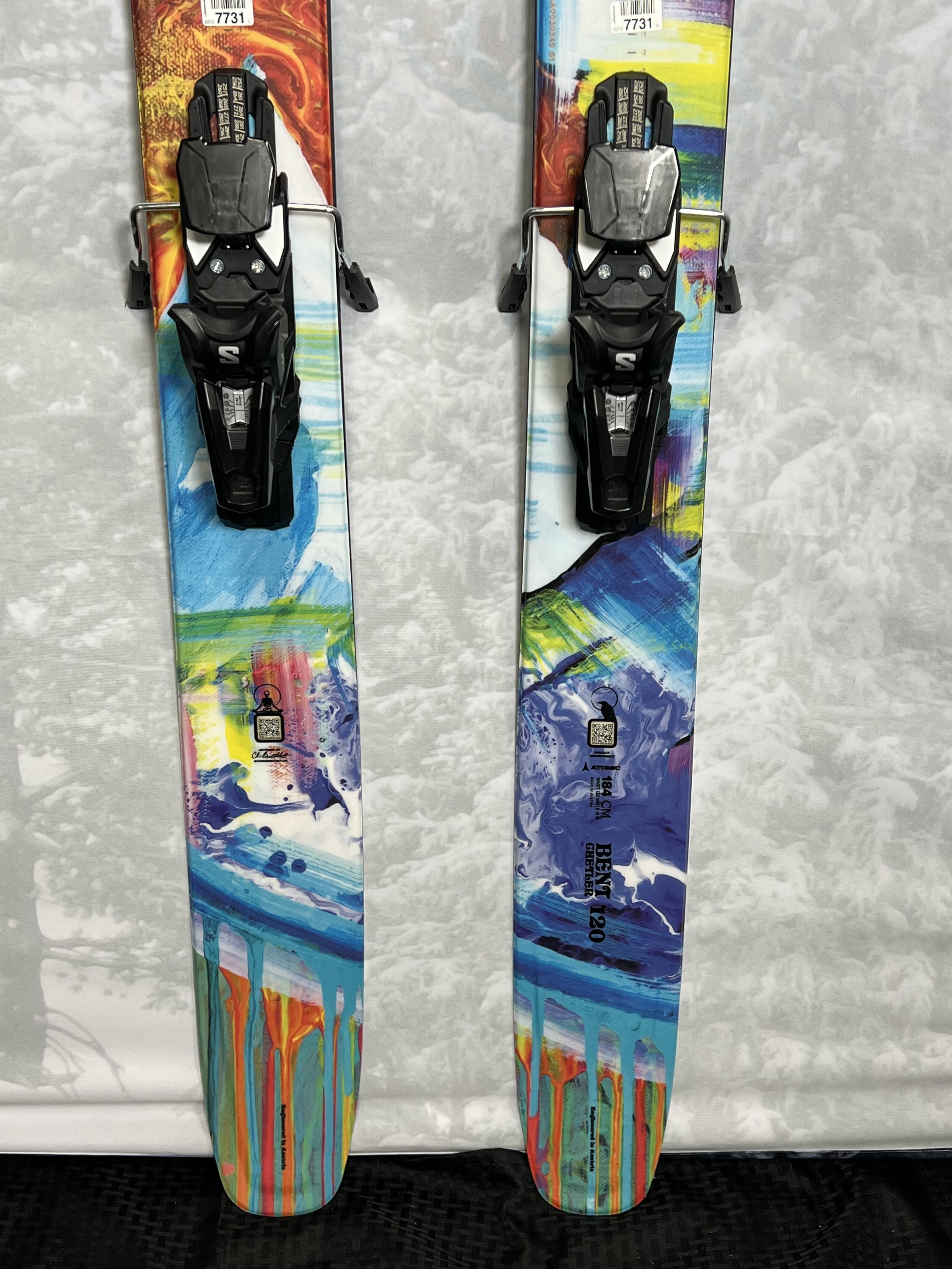 Very Lightly Used Atomic Bent Chetler Skis 120 184 cm w/ Salomon Strive 13 GW Demo Bindings