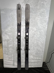 New Atomic Maverick Skis 88 TI 184 cm 2024 w/ Atomic Strive 13 GW Demo Bindings