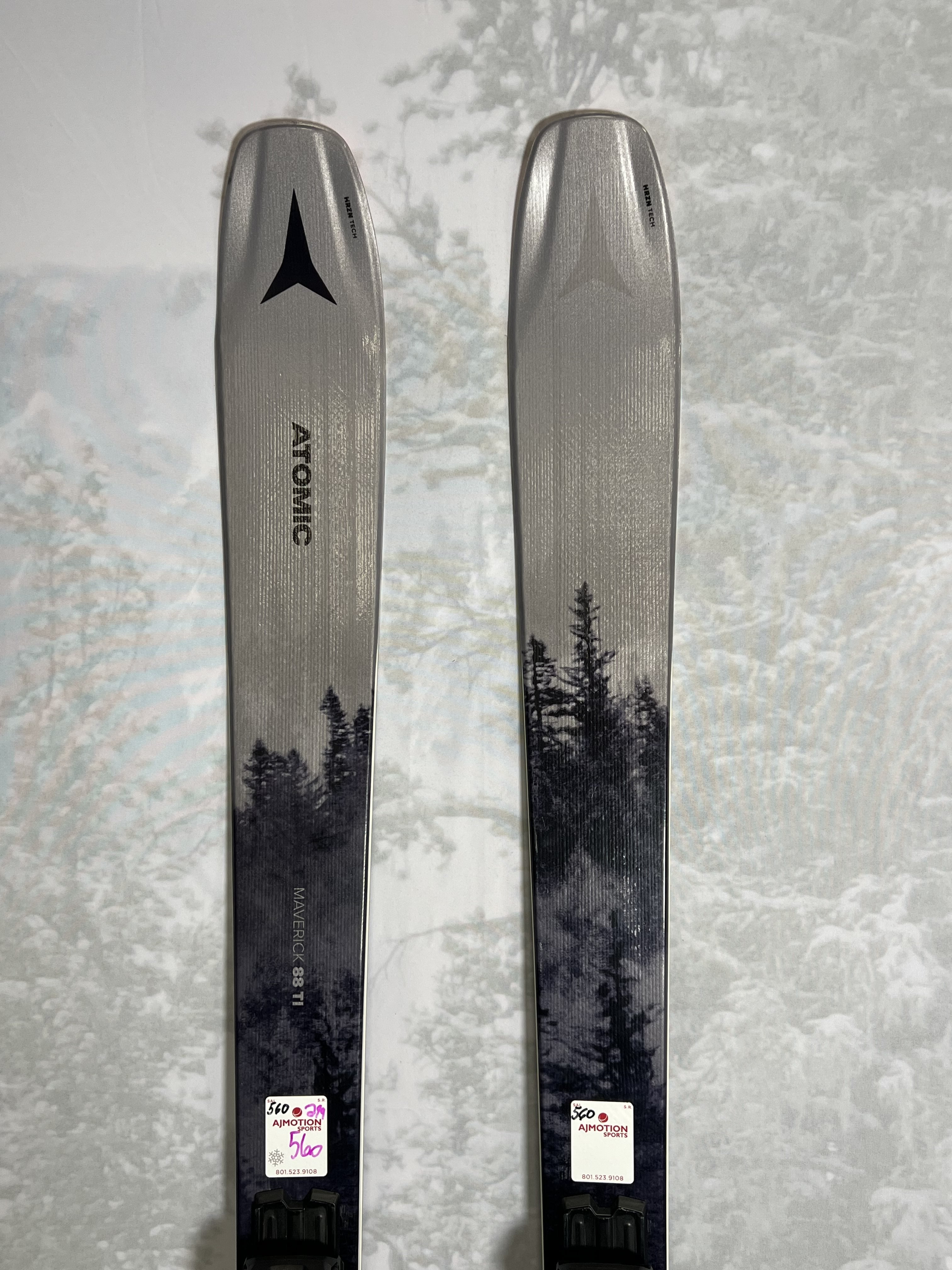 New Atomic Maverick Skis 88 TI 184 cm 2024 w/ Atomic Strive 13 GW Demo Bindings