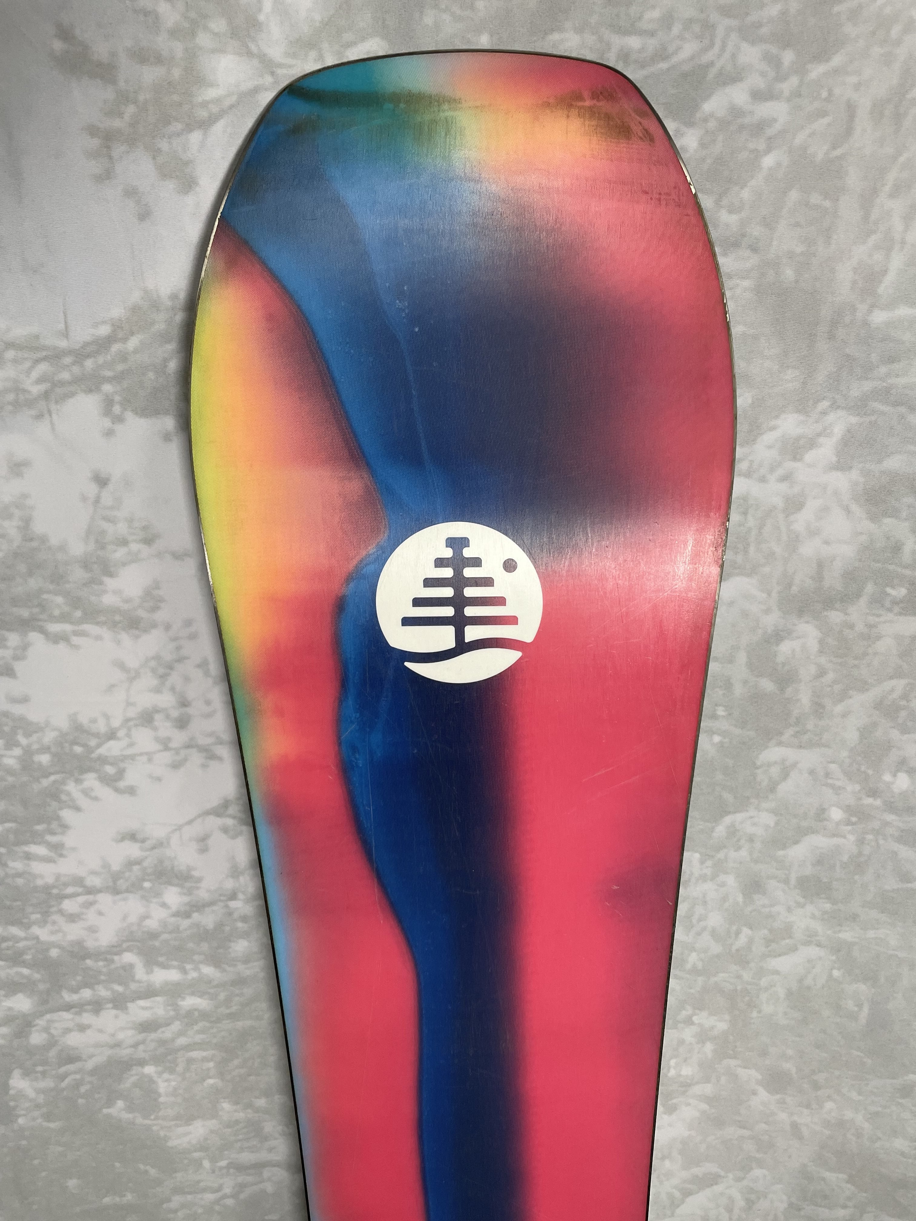 Used 2025 Burton Hometown Hero 152cm Snowboard
