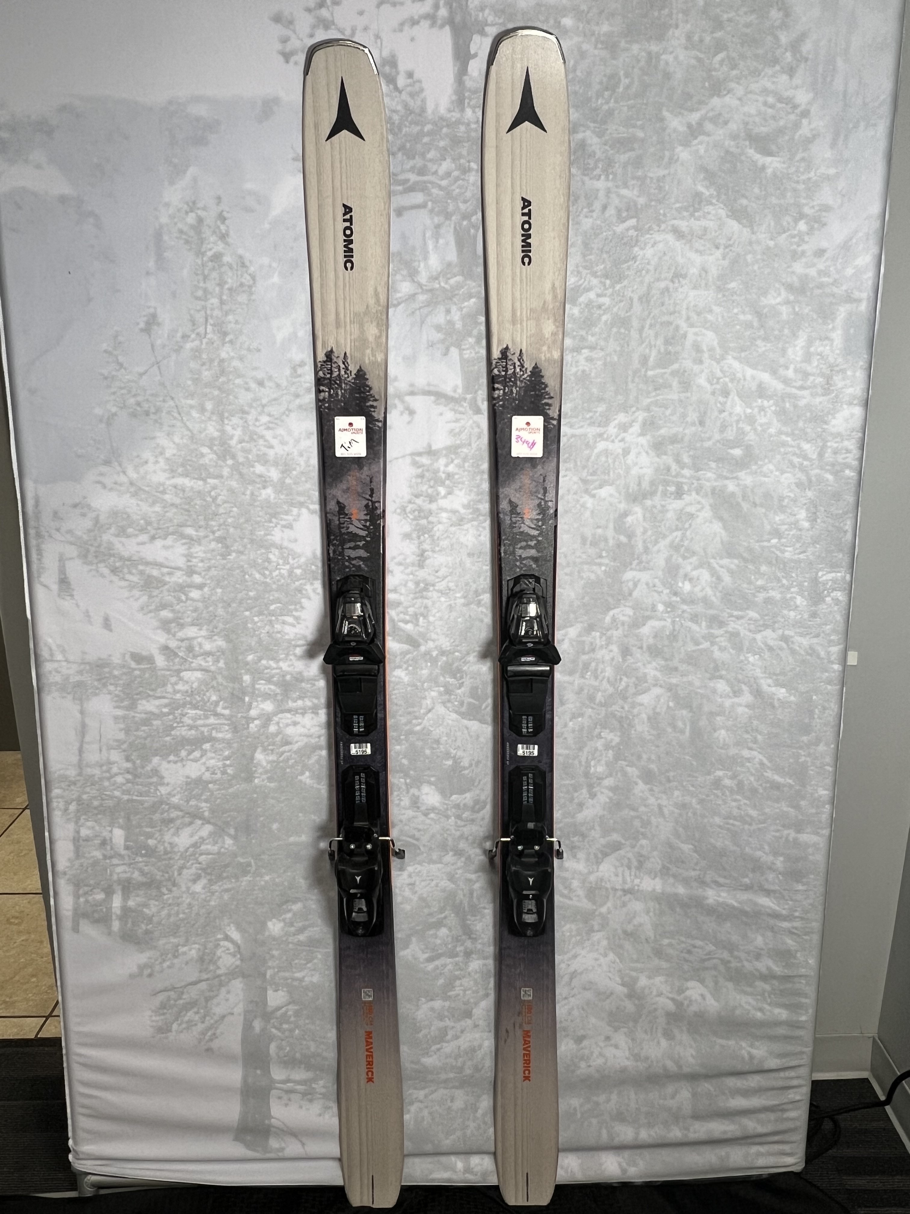 Lightly Used Atomic Maverick Skis 84  180 cm 2025 w/ Atomic M 10 GW Demo Bindings