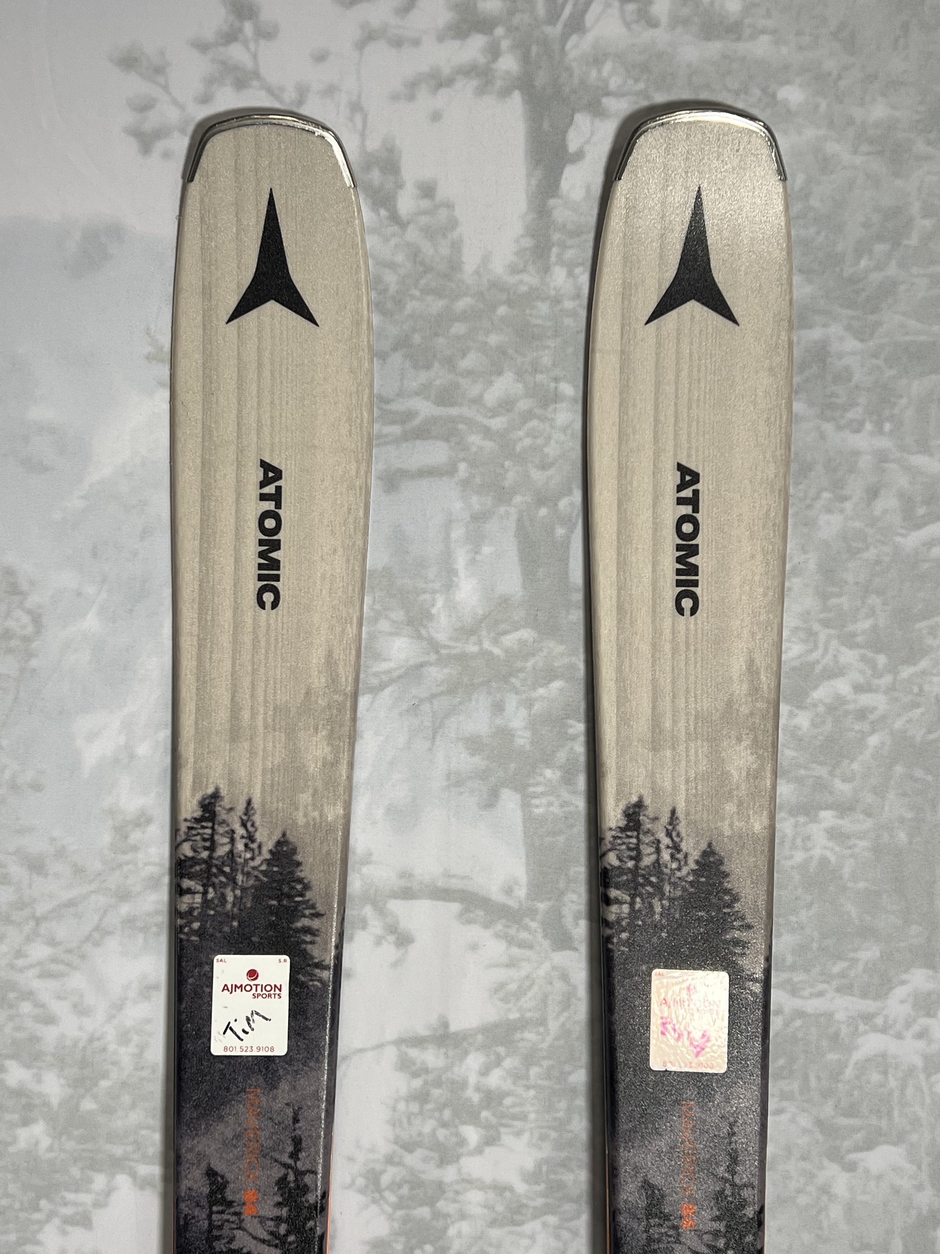 Lightly Used Atomic Maverick Skis 84  180 cm 2025 w/ Atomic M 10 GW Demo Bindings