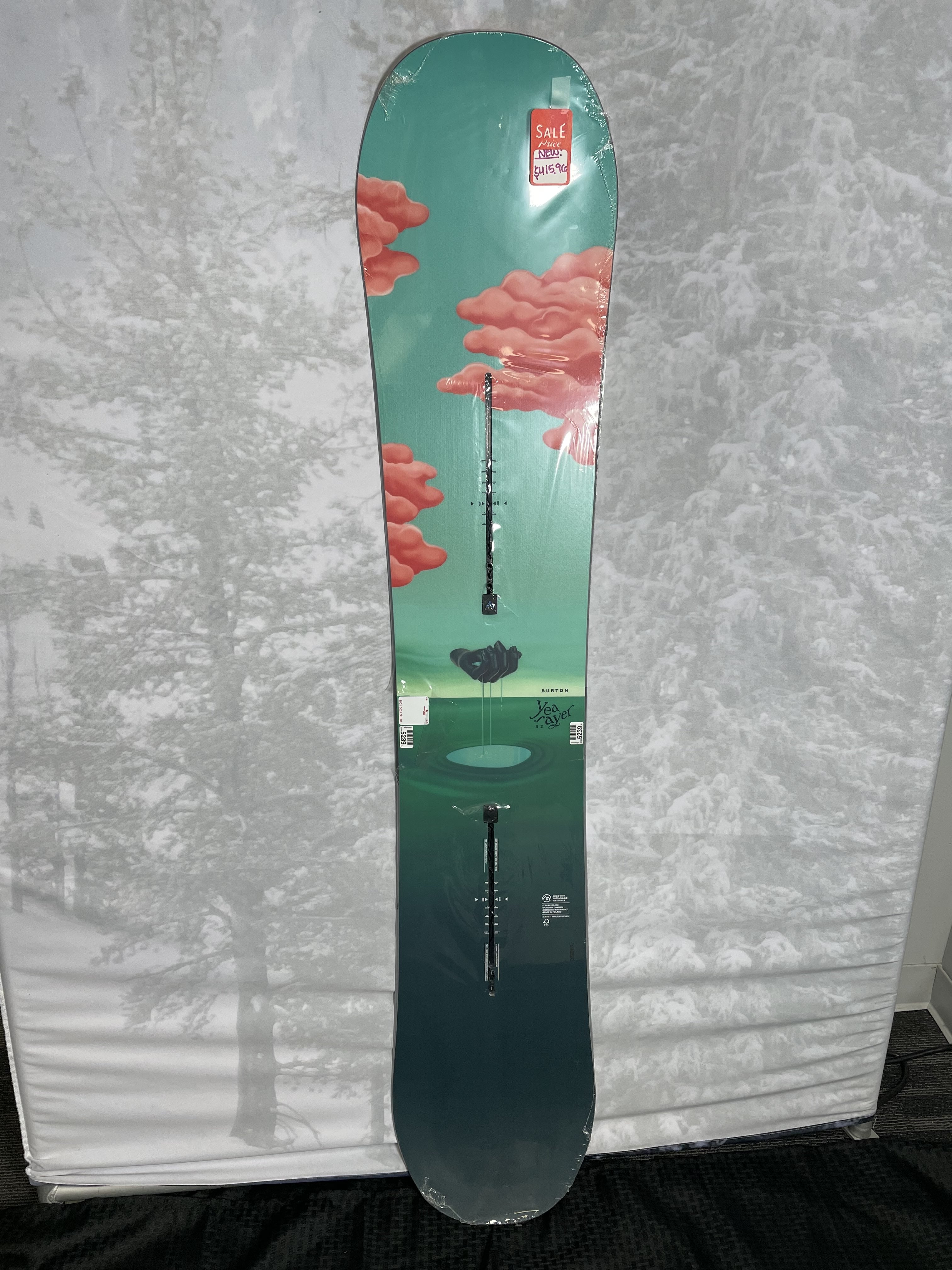 New 2025 Burton Yeasayer 152cm Snowboard