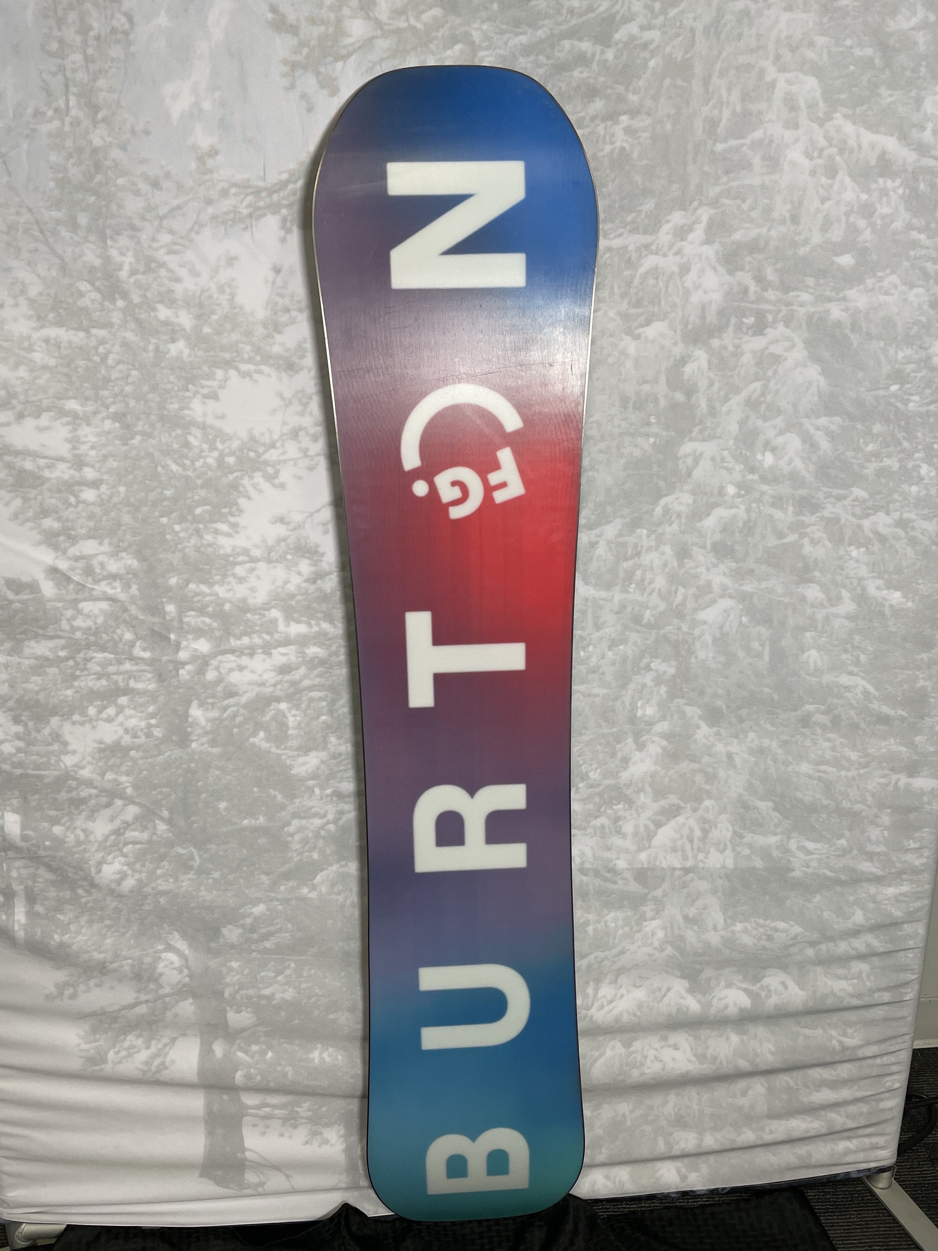 Lightly Used 2025 Burton Feel Good 146cm Snowboard