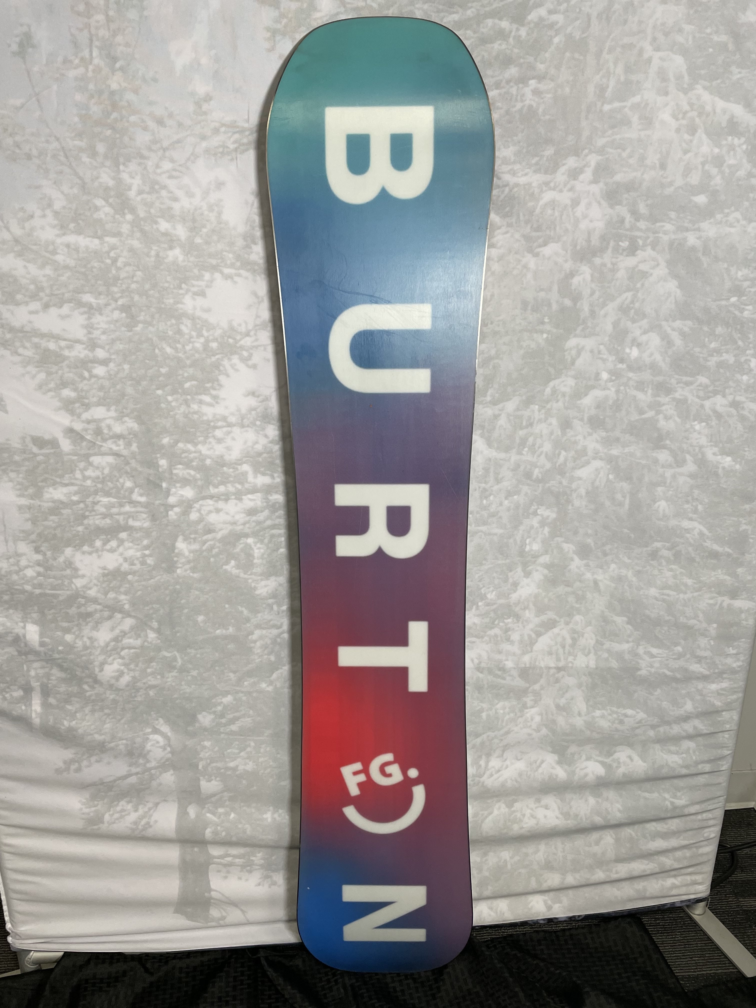 Lightly Used 2025 Burton Feel Good 149cm Snowboard