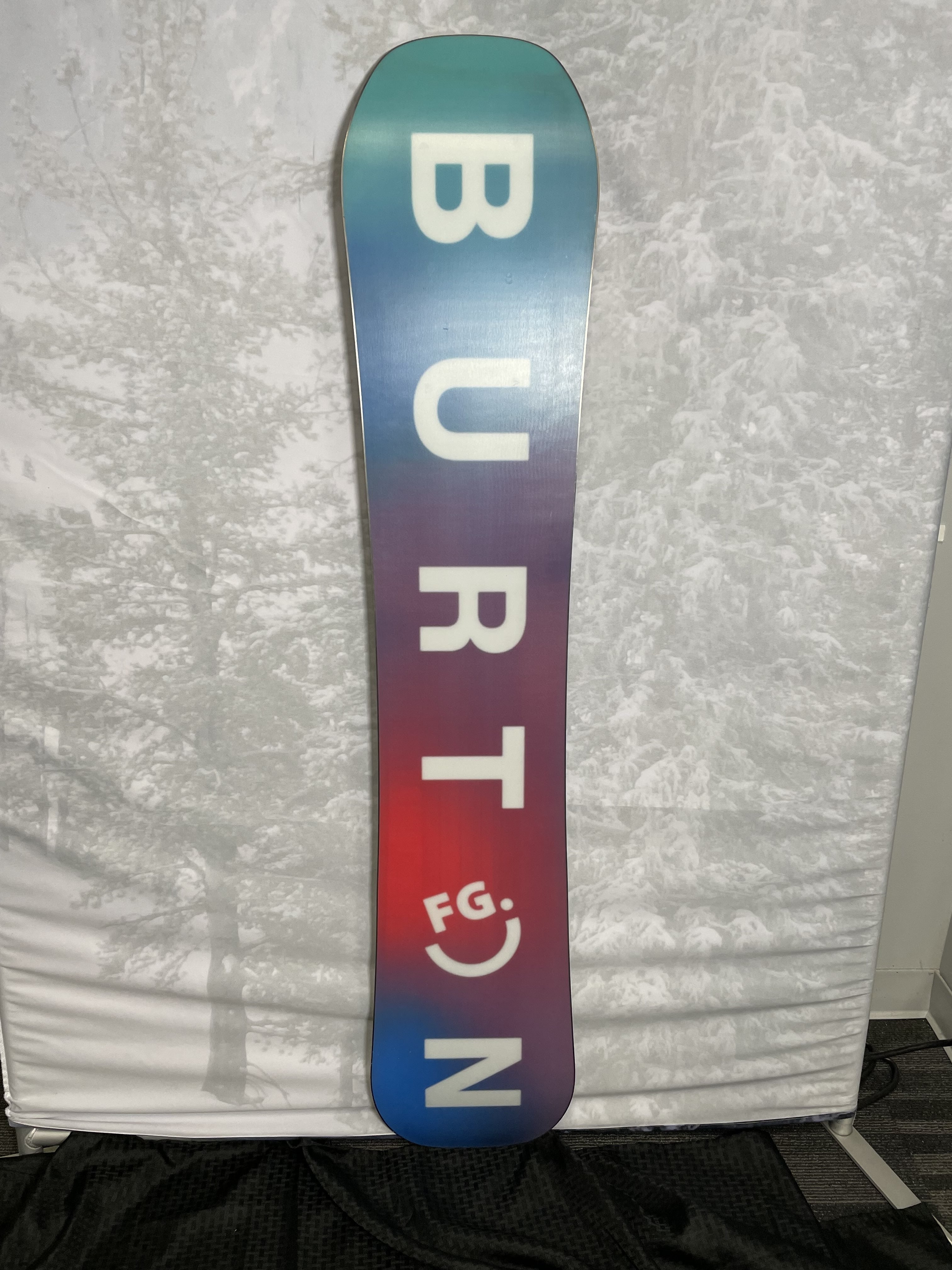 Lightly Used 2025 Burton Feel Good 149cm Snowboard