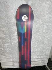 Lightly Used Burton Family Tree Grill Master Camber 2025 155 CM Snowboard