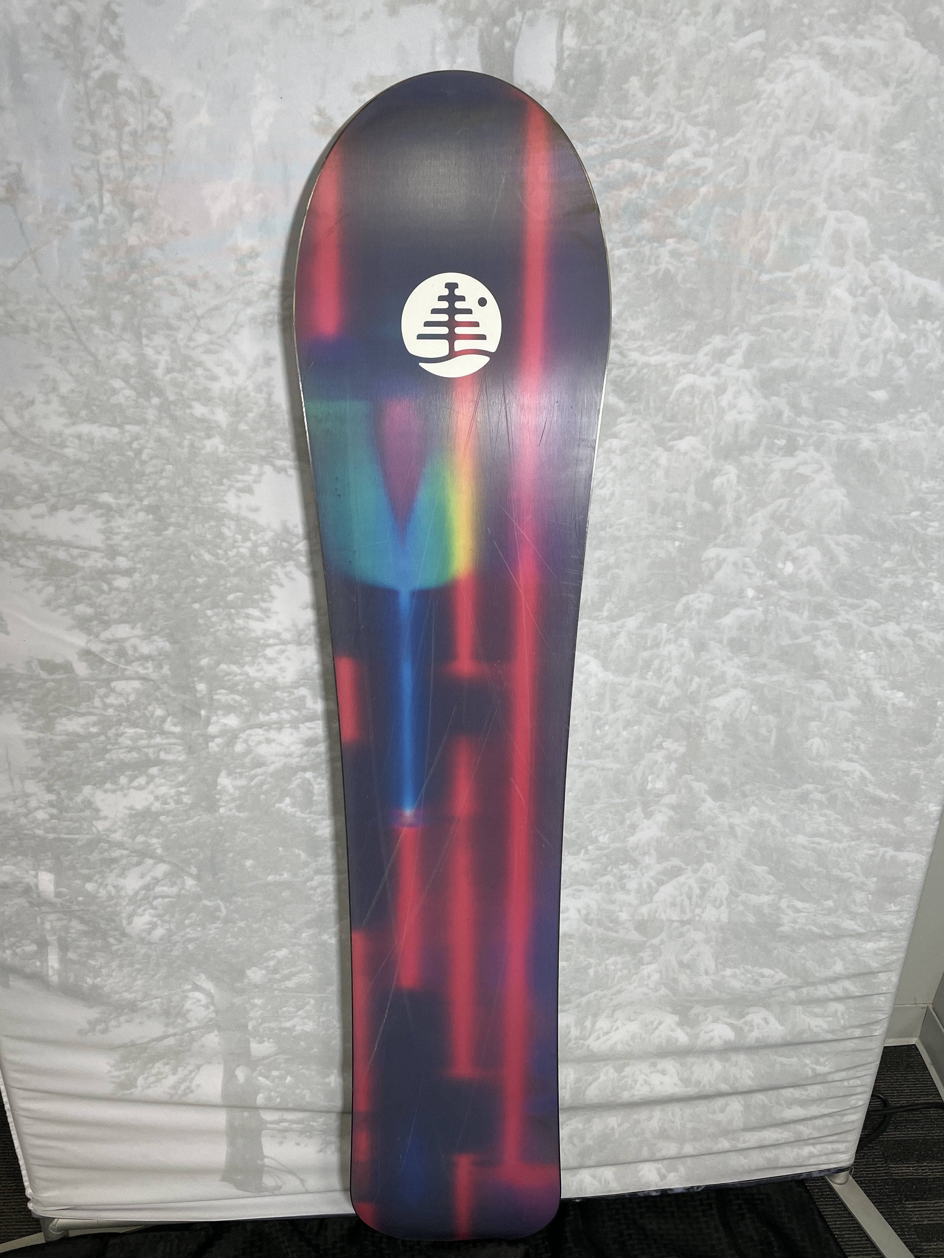 Lightly Used Burton Family Tree Grill Master Camber 2025 155 CM Snowboard
