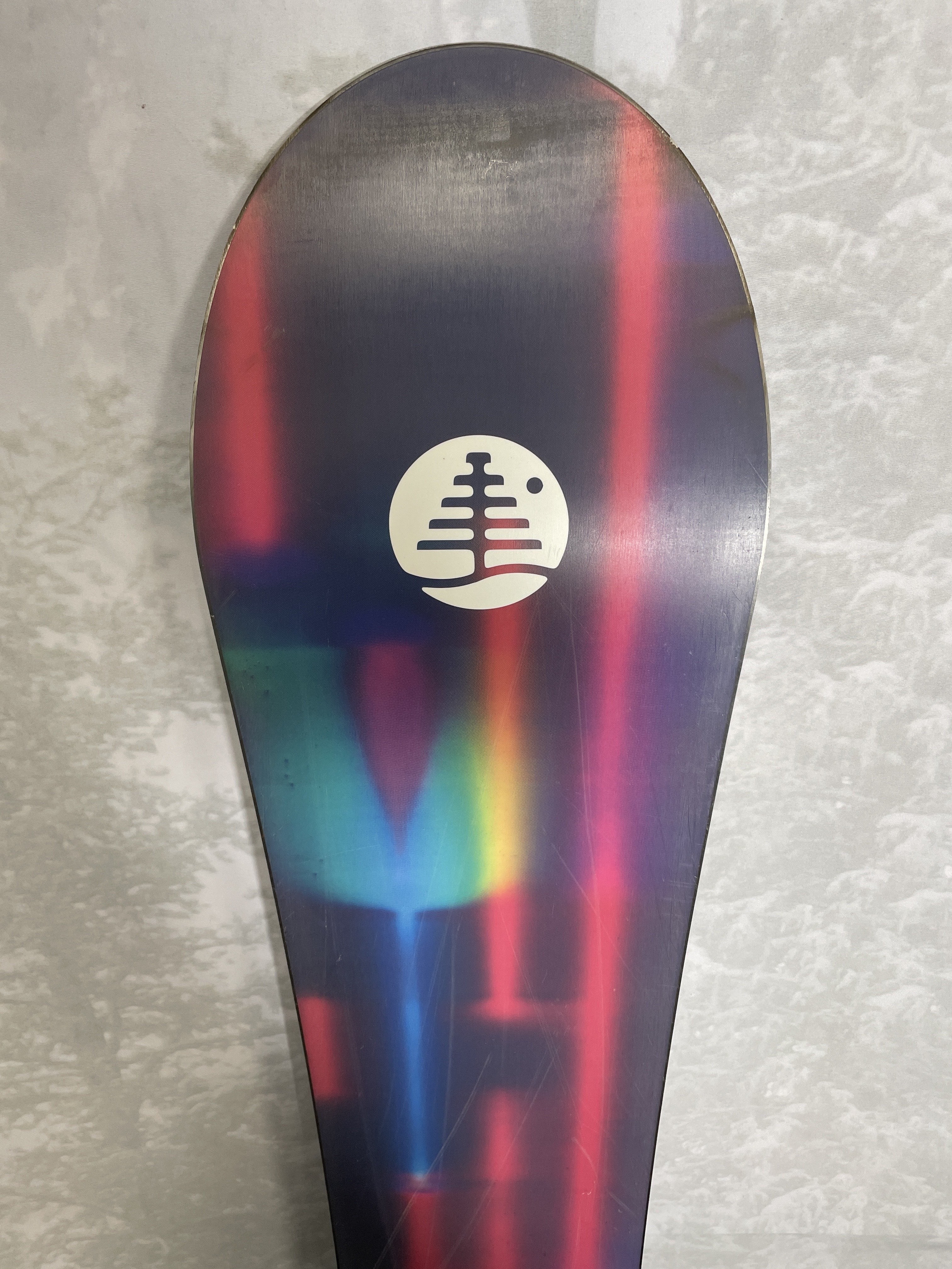 Lightly Used Burton Family Tree Grill Master Camber 2025 155 CM Snowboard