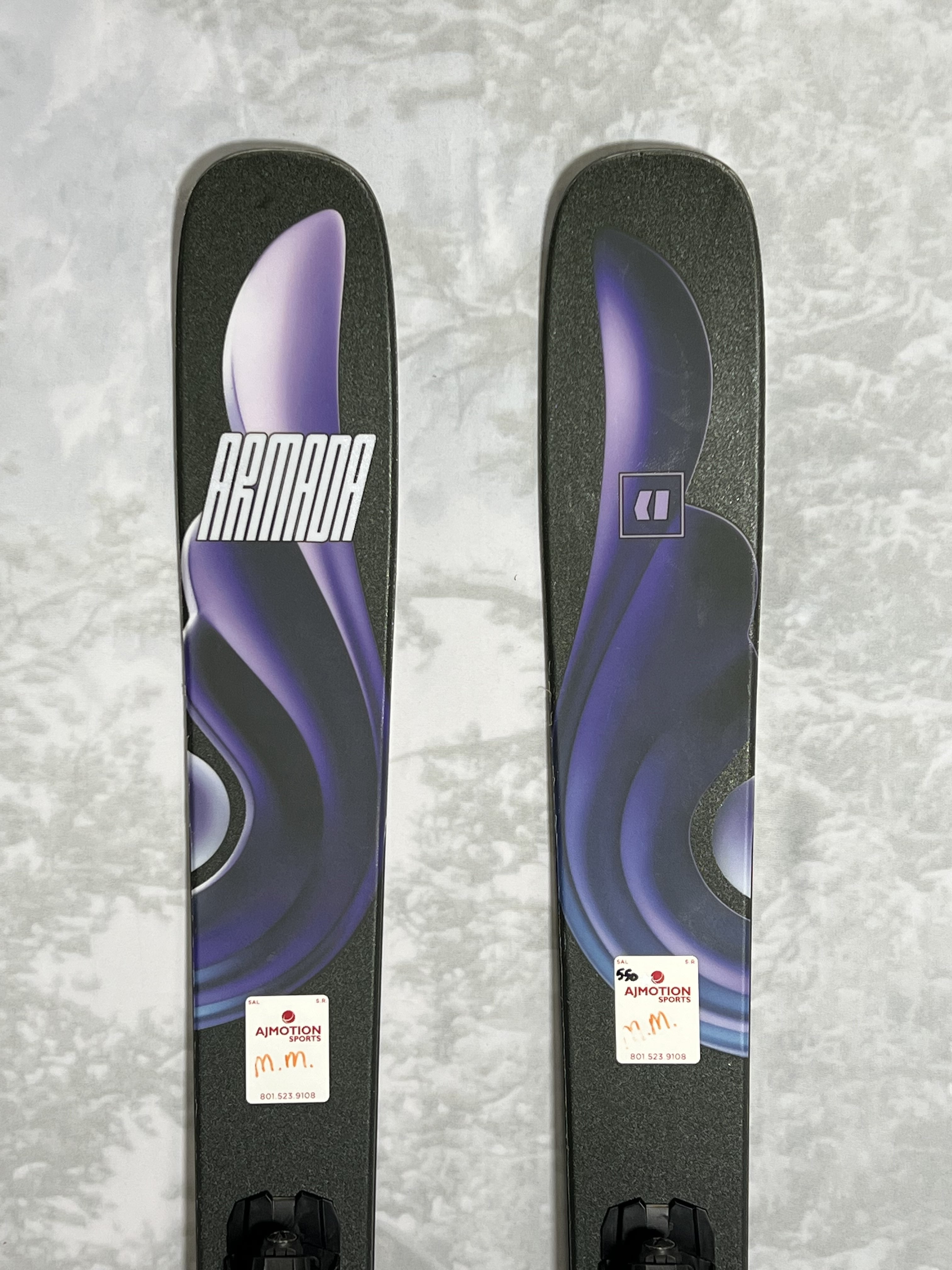 Lightly Used Armada ARV 94 157 cm Skis 2025 w/Armada Strive 11 GW Demo Bindings