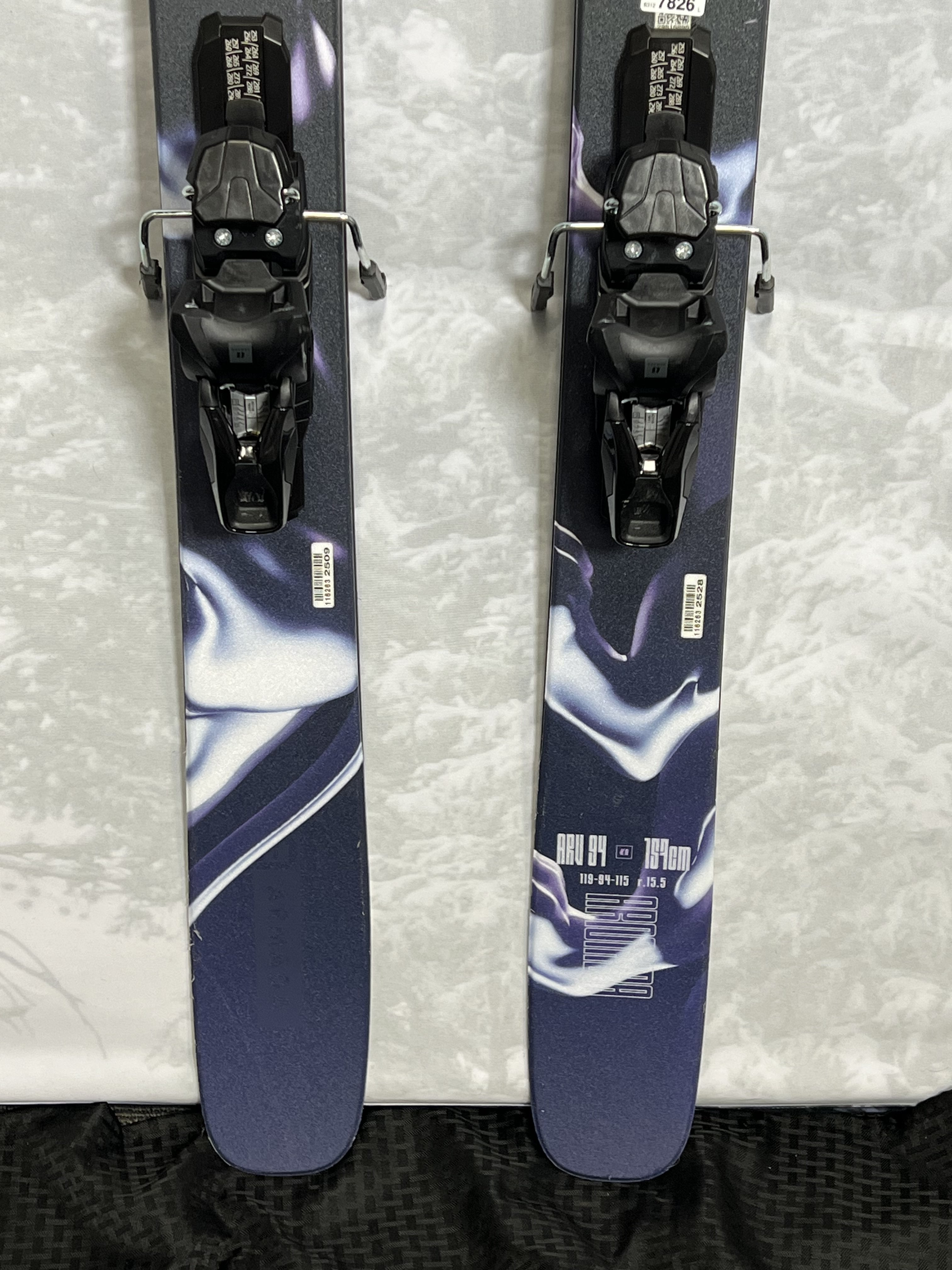 Lightly Used Armada ARV 94 157 cm Skis 2025 w/Armada Strive 11 GW Demo Bindings