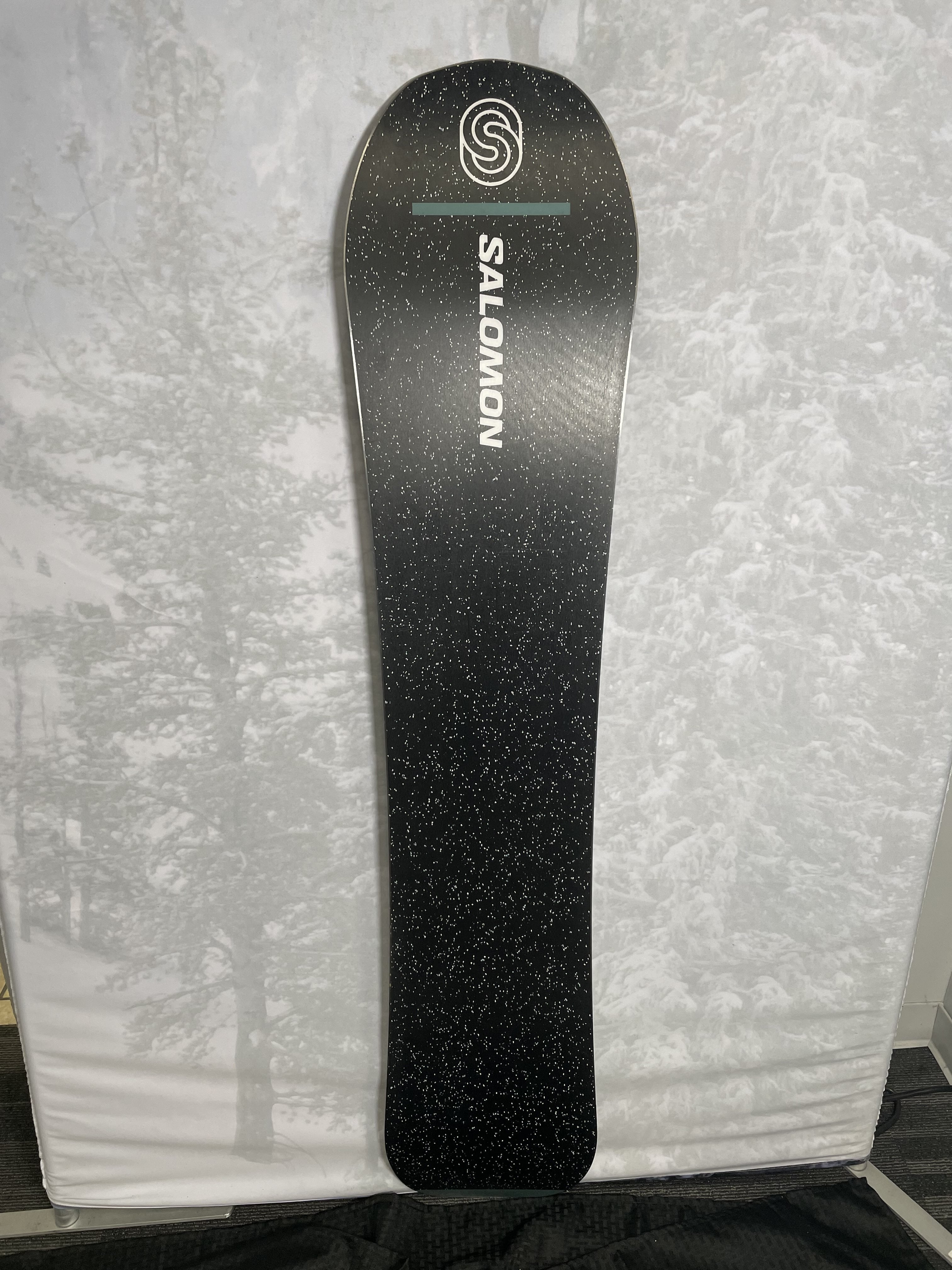 Used Salomon Super 8 154CM Snowboard