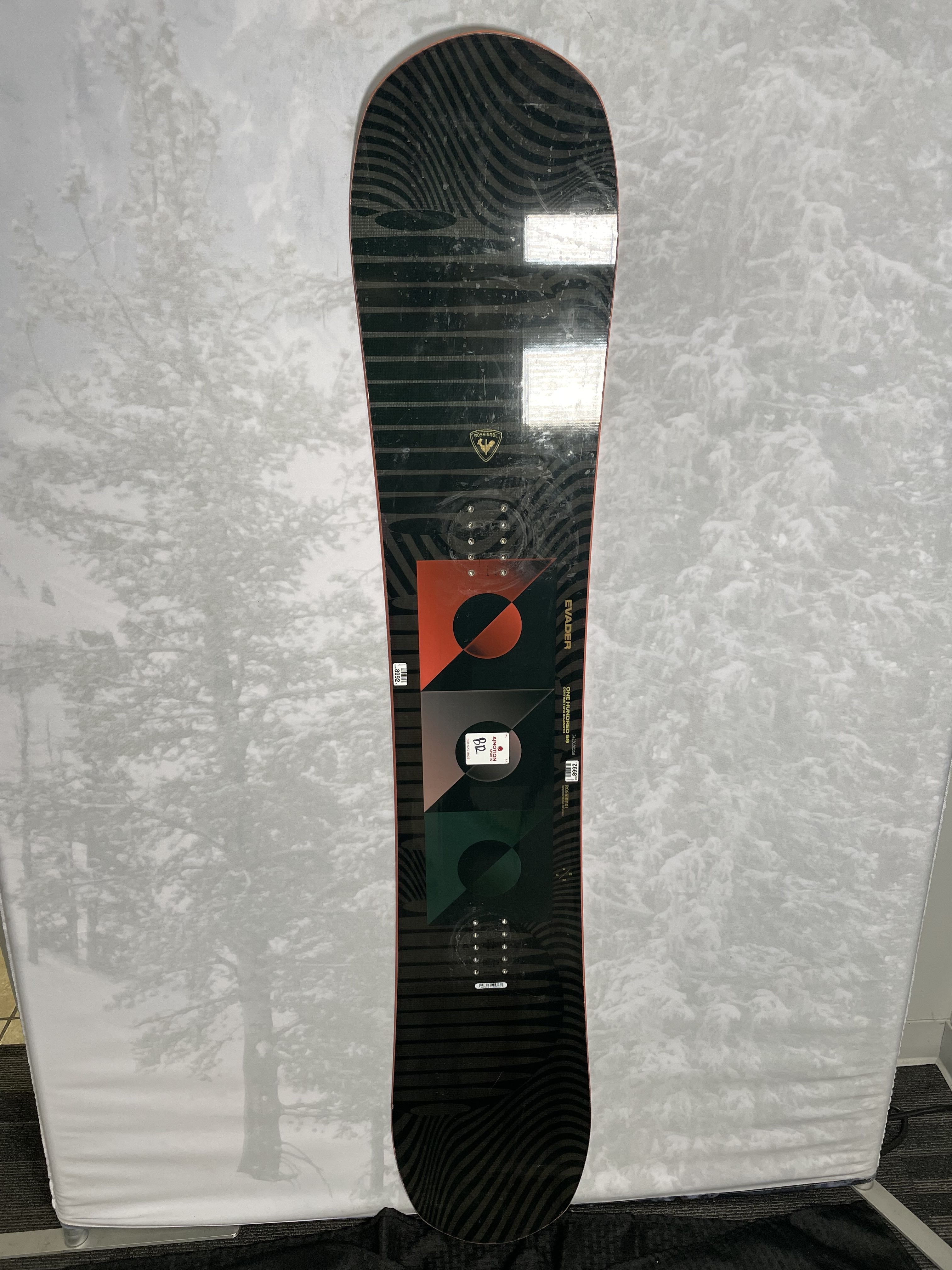 Used 2025 Rossignol Evader 159CM Snowboard