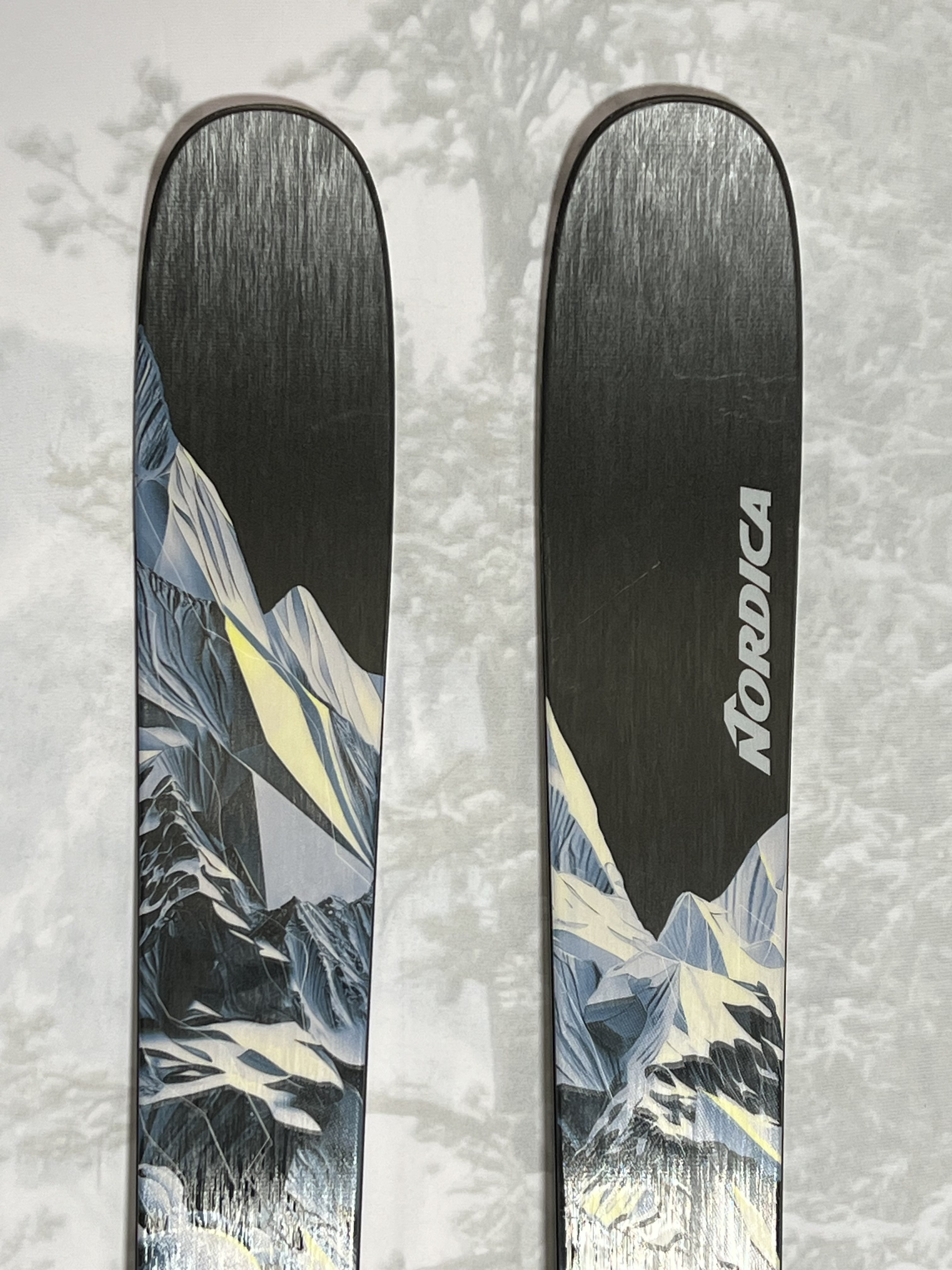 Lightly Used Nordica Enforcer 104 185cm Skis 2025 w/Tyrolia Attack LYT 11 Demo Bindings