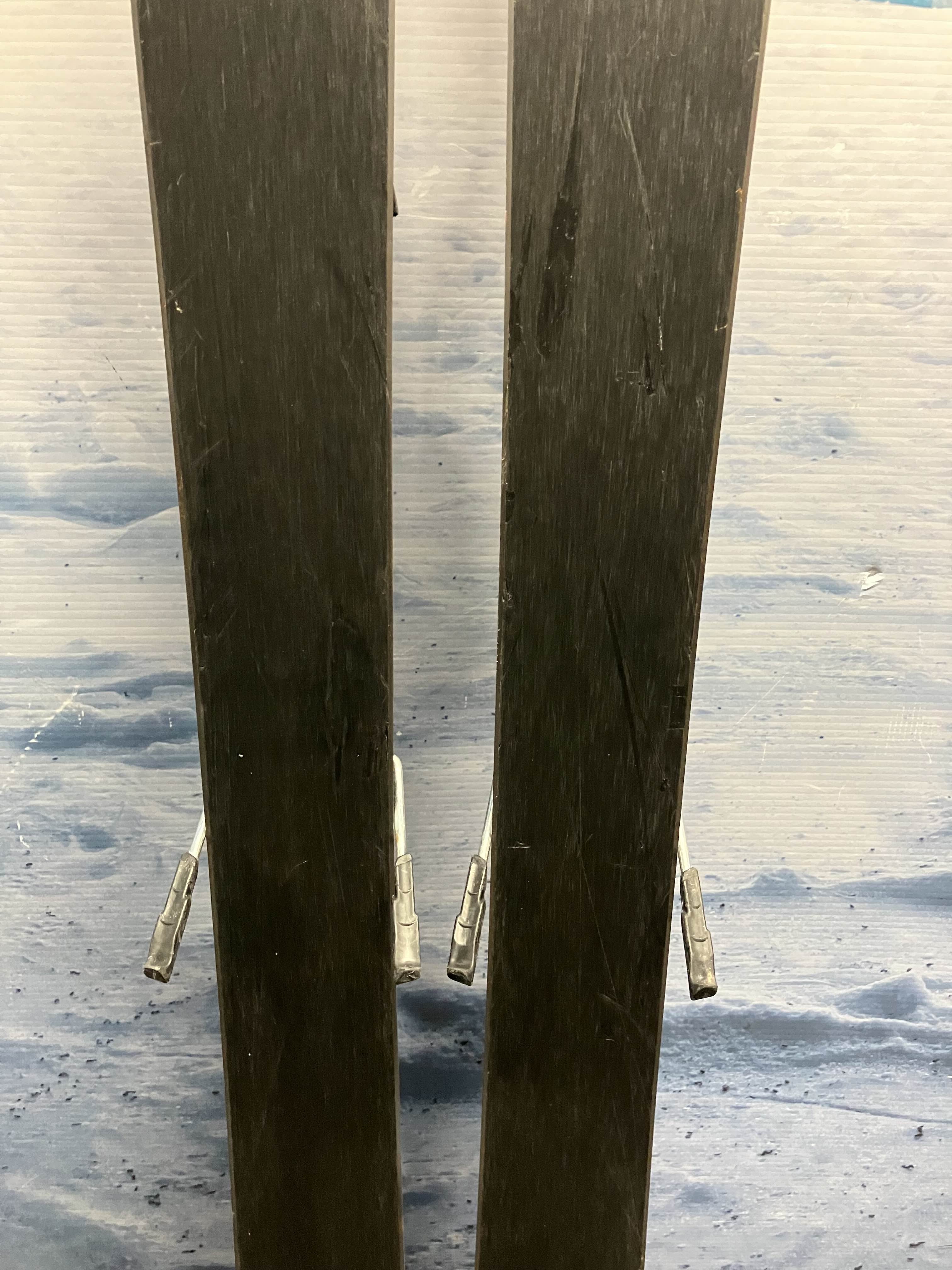 Used Never Summer STAGE Tobago 171cm Skis w/ Tyrolia SP 10 Bindings