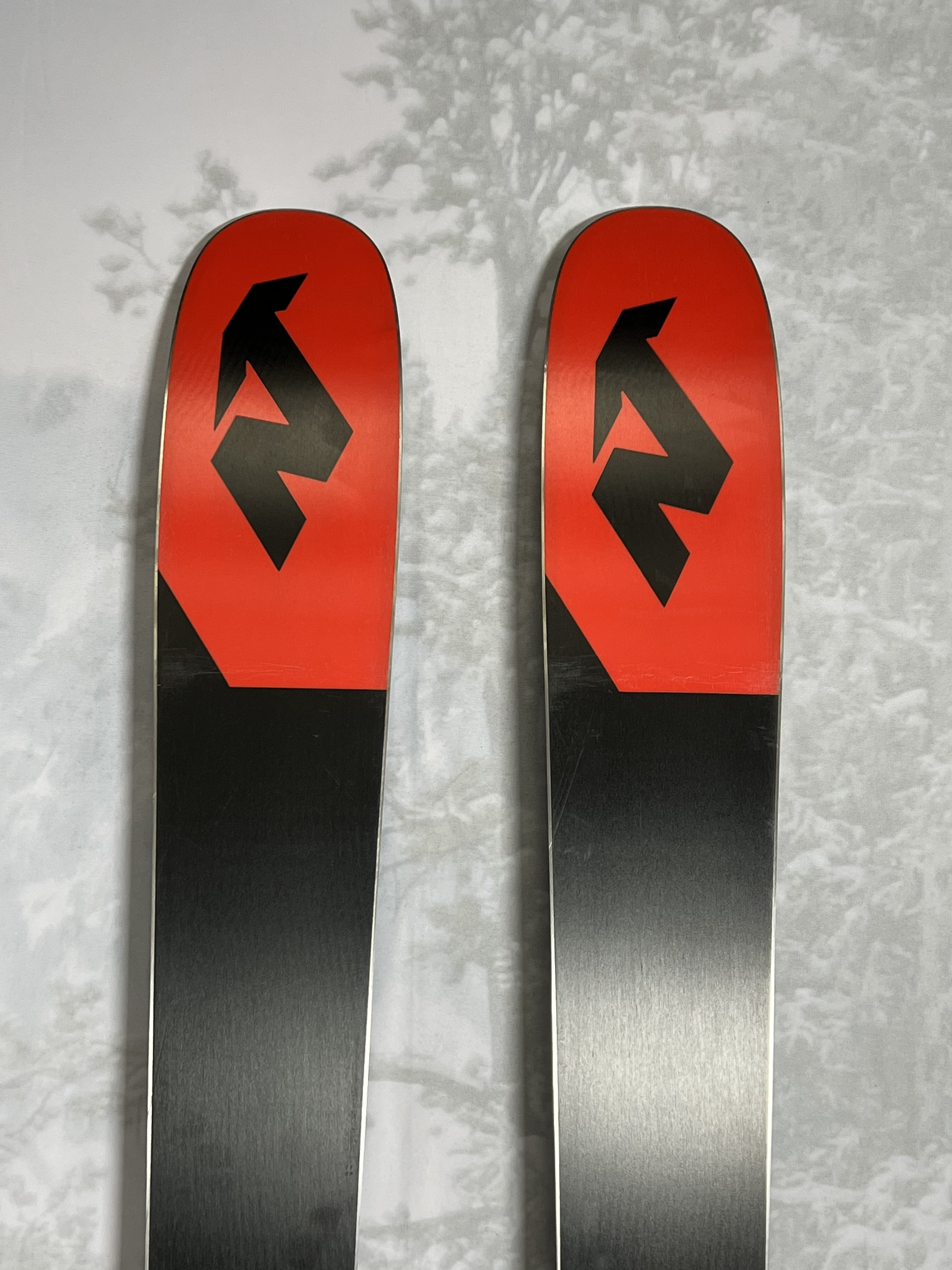Lightly Used Nordica Enforcer 104 185cm Skis 2025 w/Tyrolia Attack LYT 11 Demo Bindings