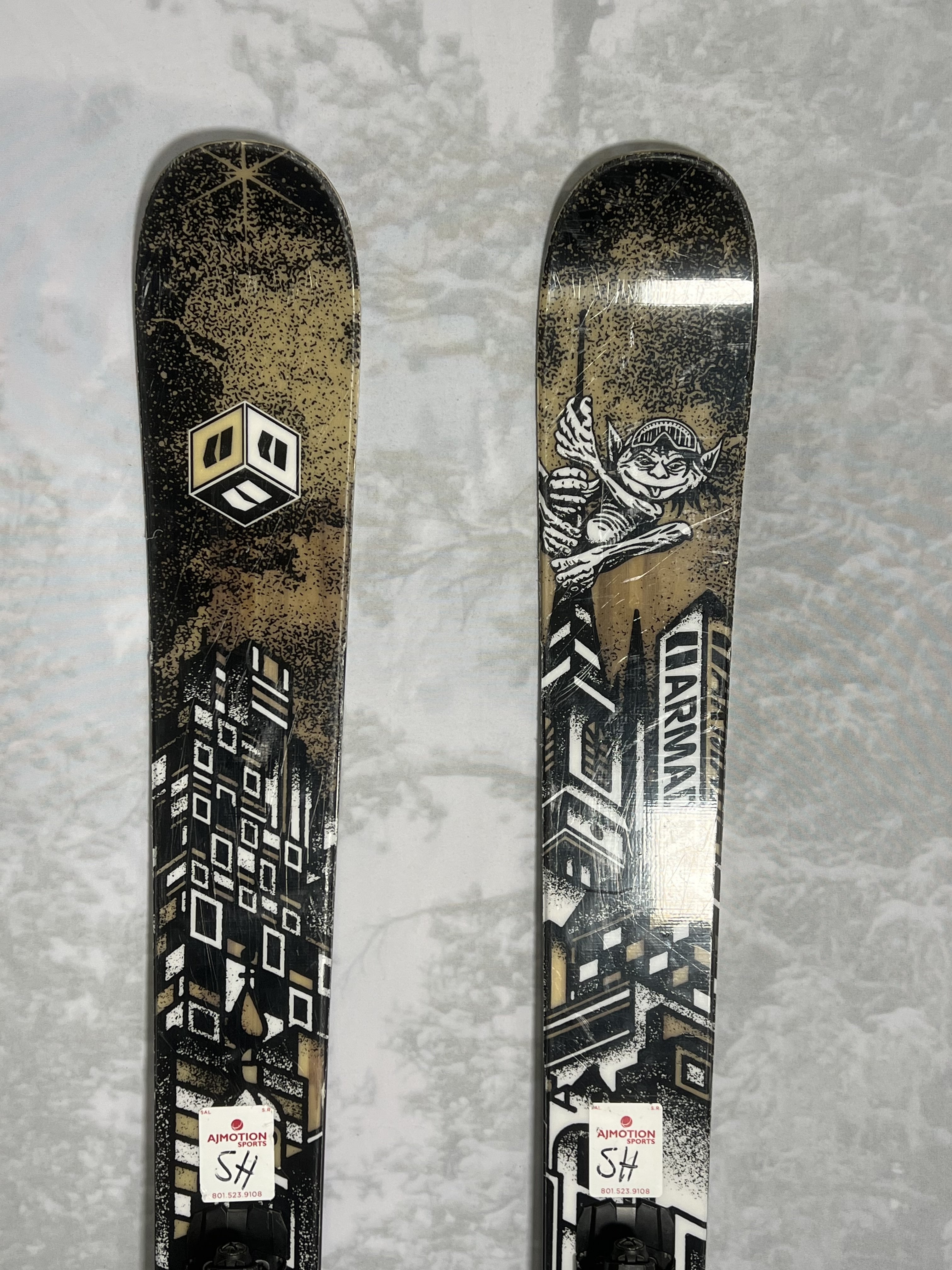 Lightly Used Armada Edollo 98 172 cm Skis 2025 w/Armada Strive 11 GW Demo Bindings