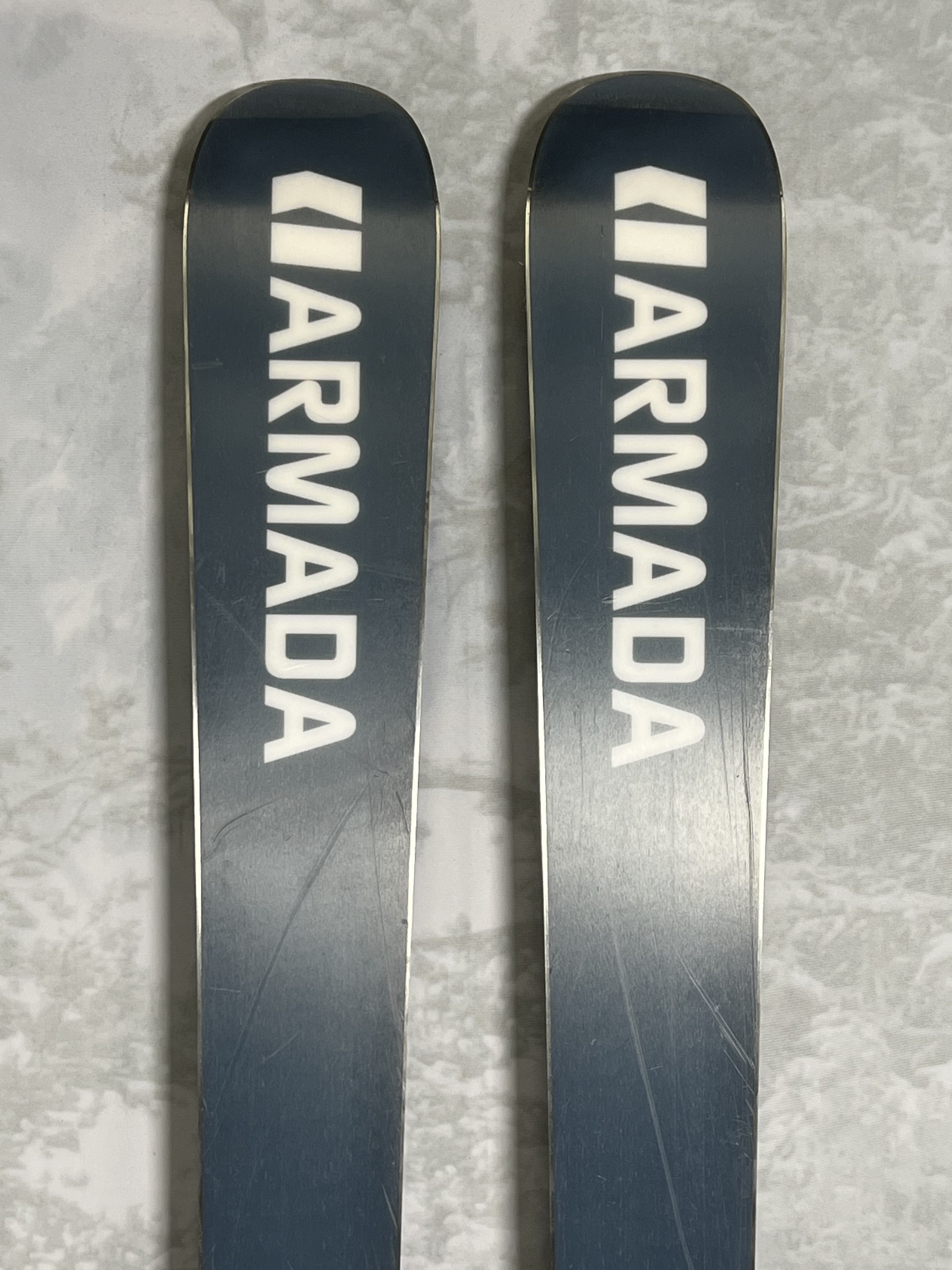 Lightly Used Armada Edollo 98 172 cm Skis 2025 w/Armada Strive 11 GW Demo Bindings
