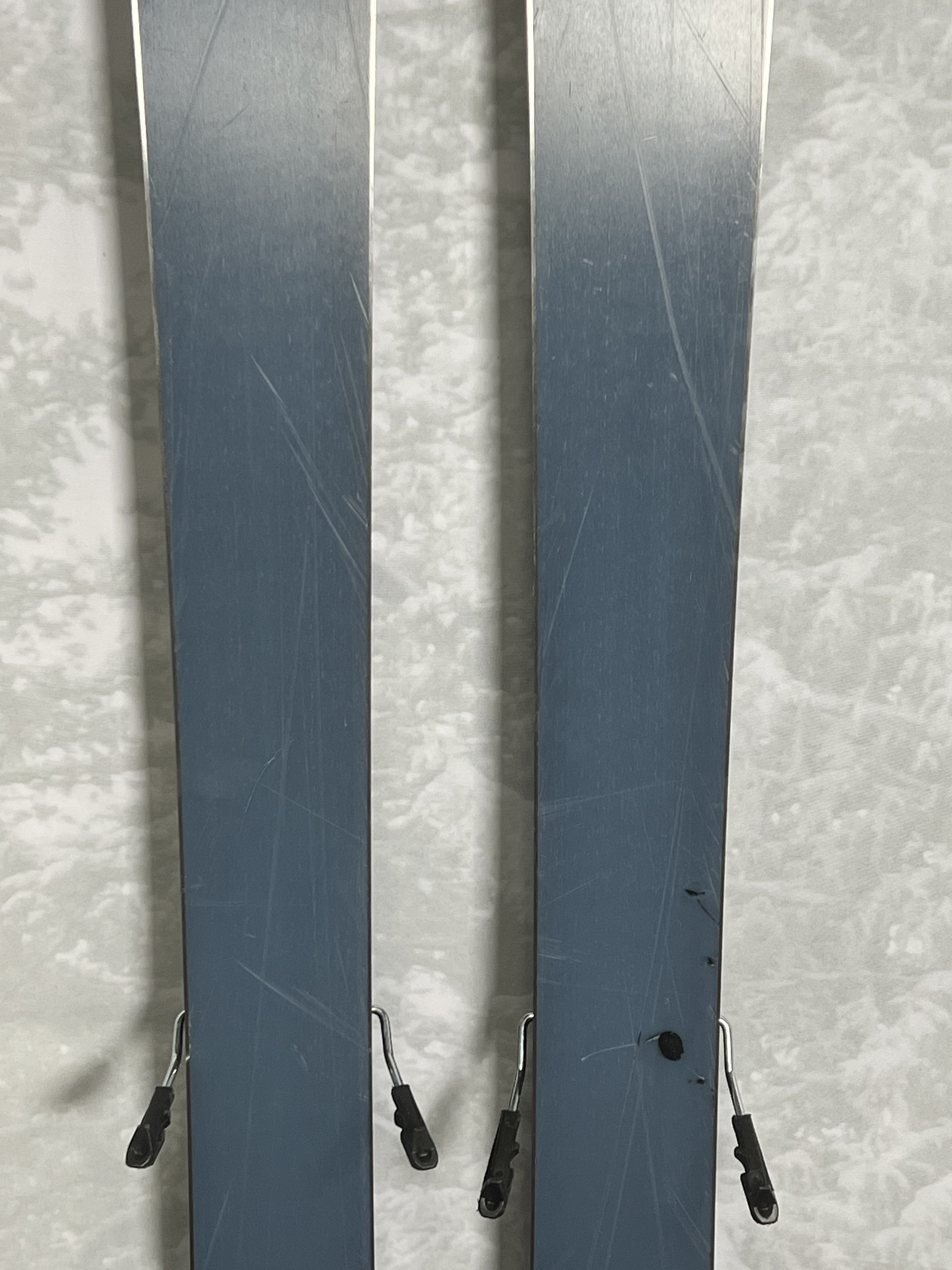 Lightly Used Armada Edollo 98 172 cm Skis 2025 w/Armada Strive 11 GW Demo Bindings