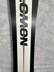 Lightly Used 2025 Salomon Assassin 162CM Snowboard