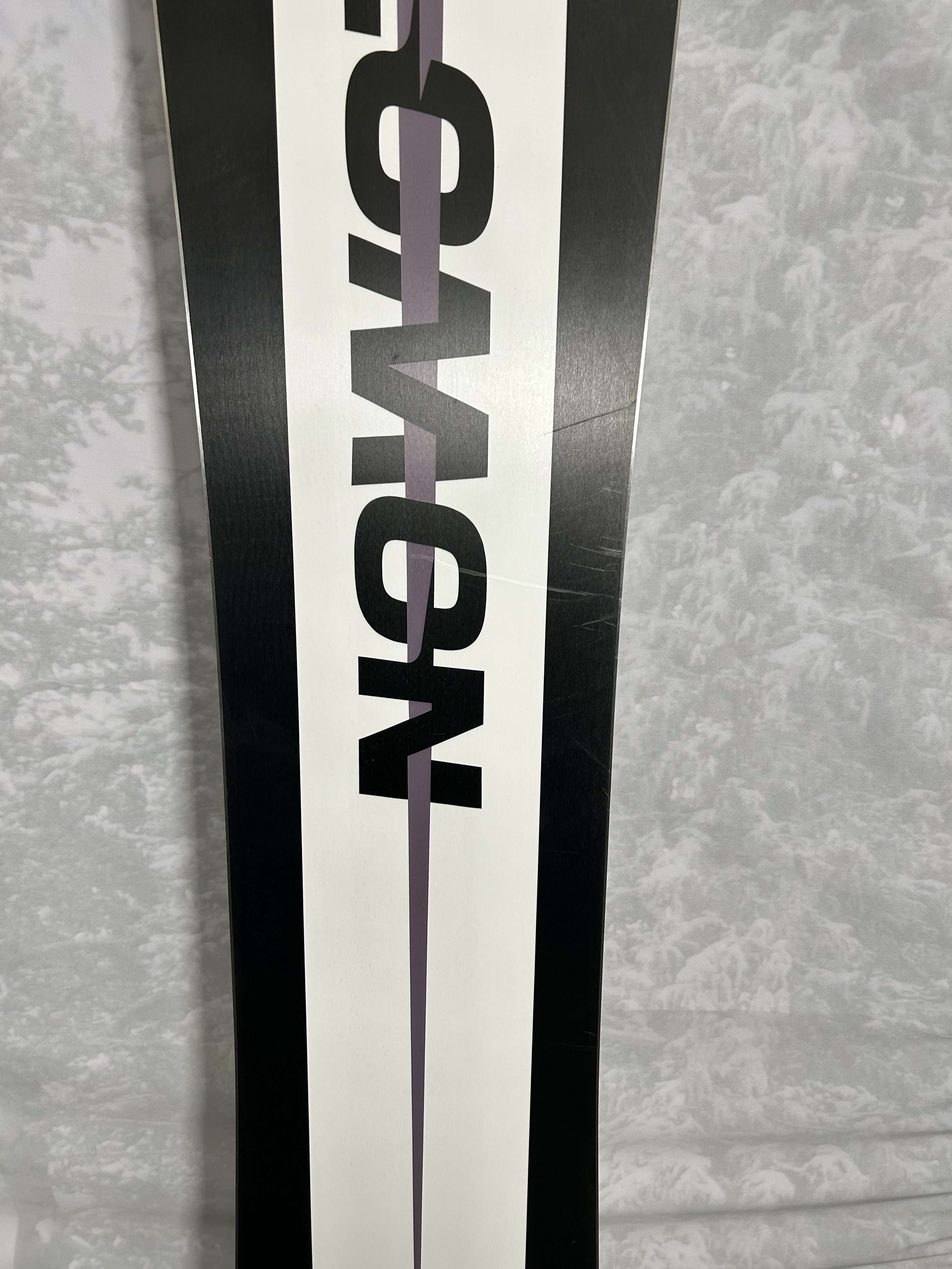 Lightly Used 2025 Salomon Assassin 162CM Snowboard