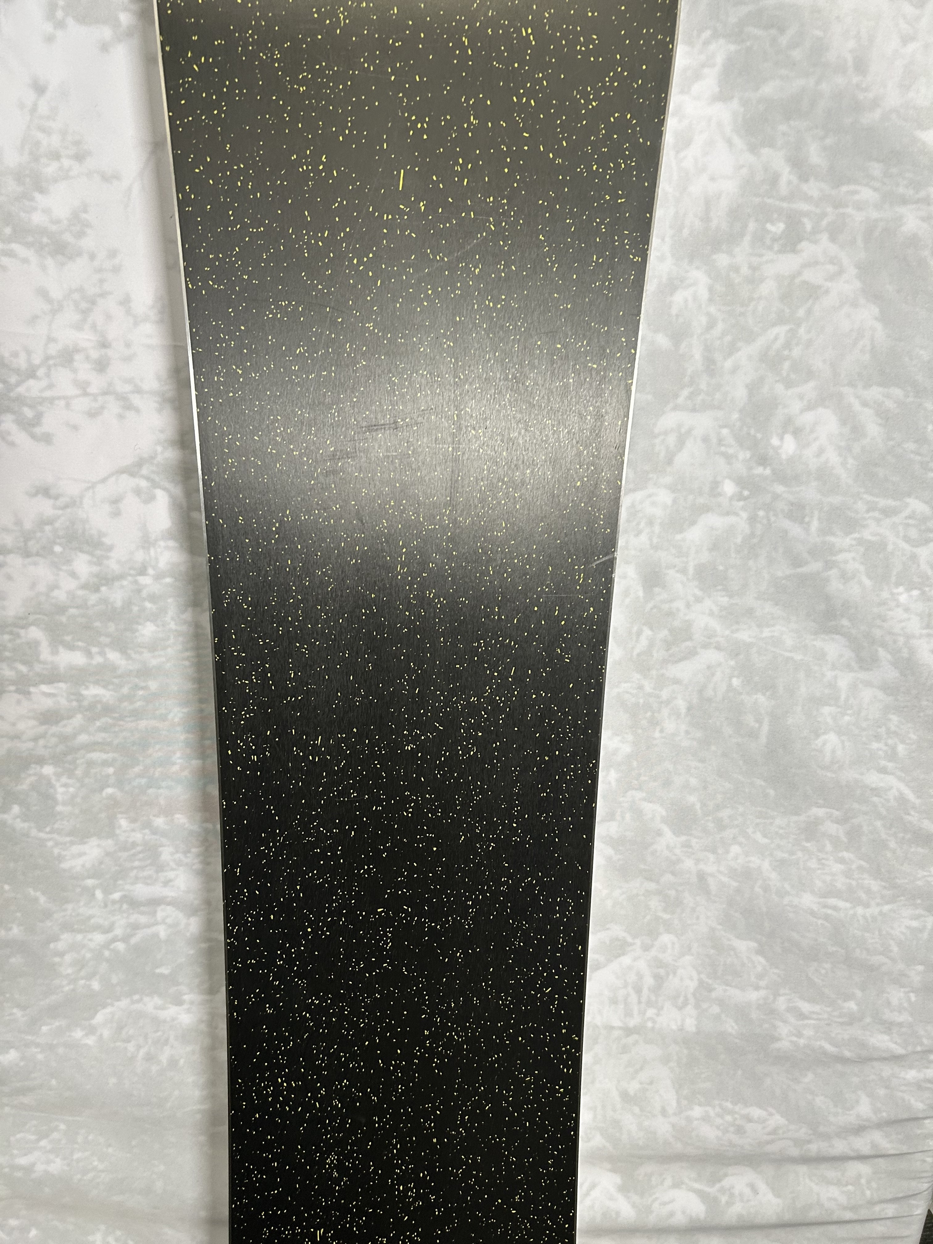 Used 2025 Salomon Sick Stick 159cm Snowboard