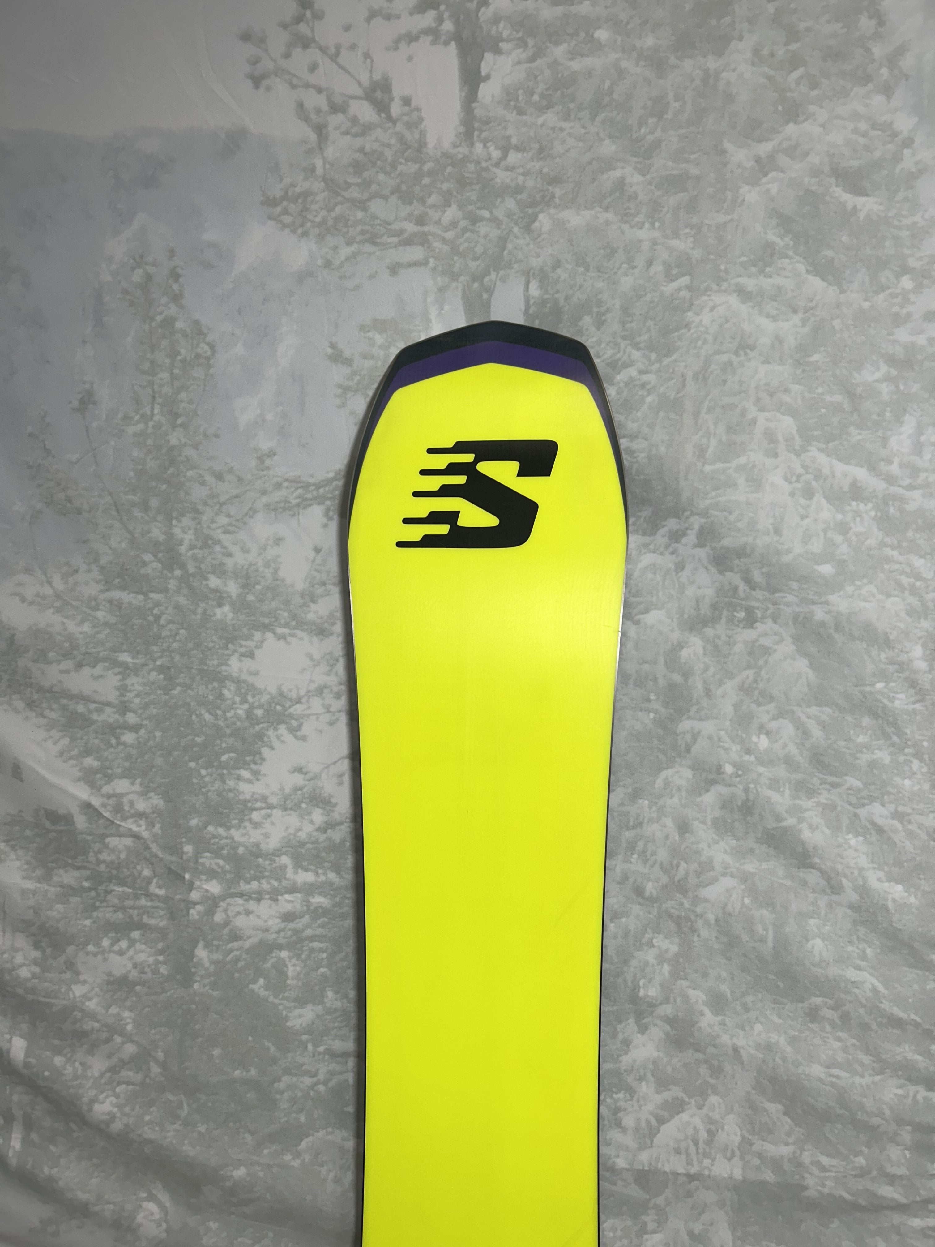 Used 2025 Salomon Dancehaul 154cm Snowboard