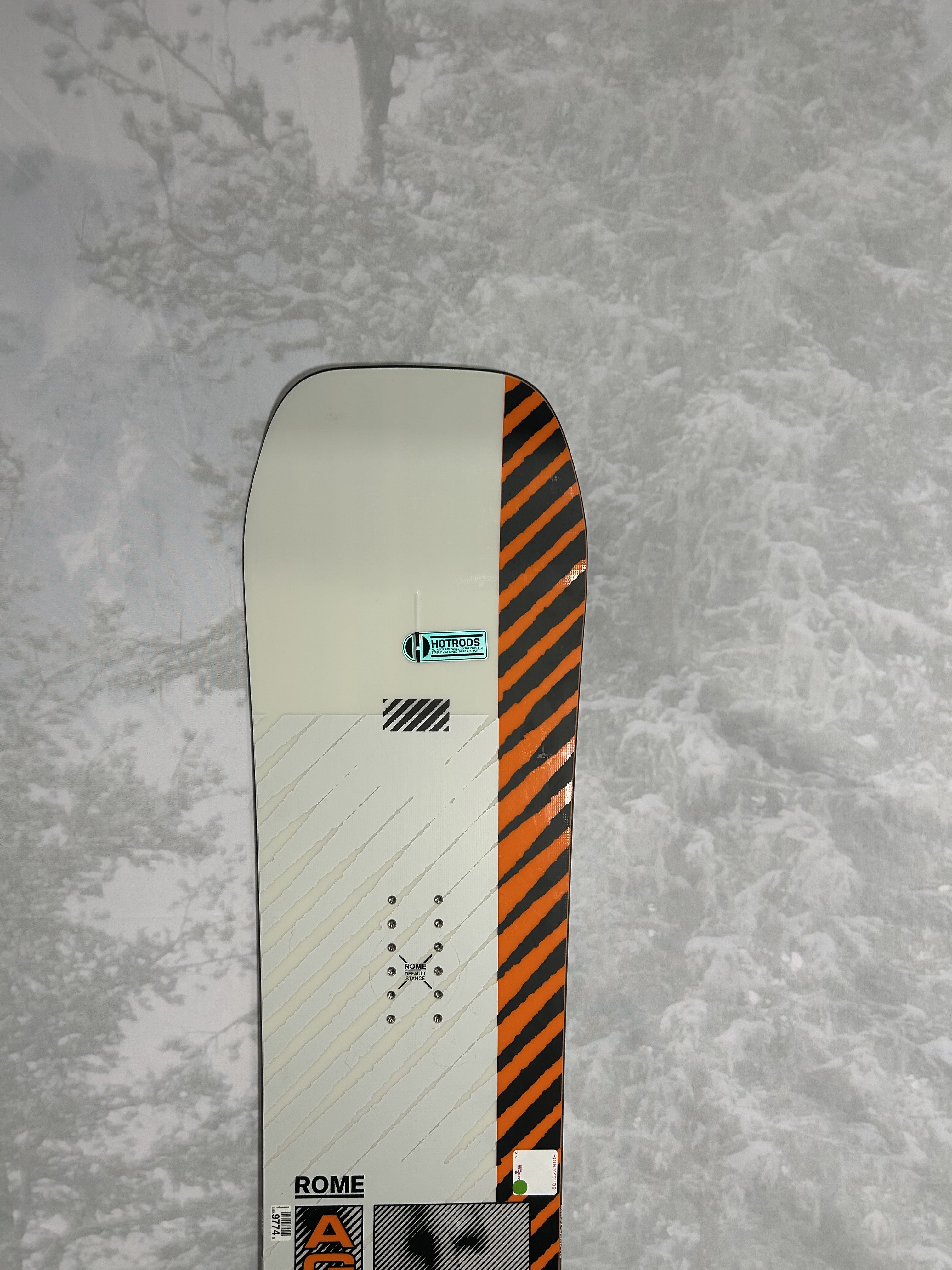 Used 2025 Rome Agent 160cm Snowboard