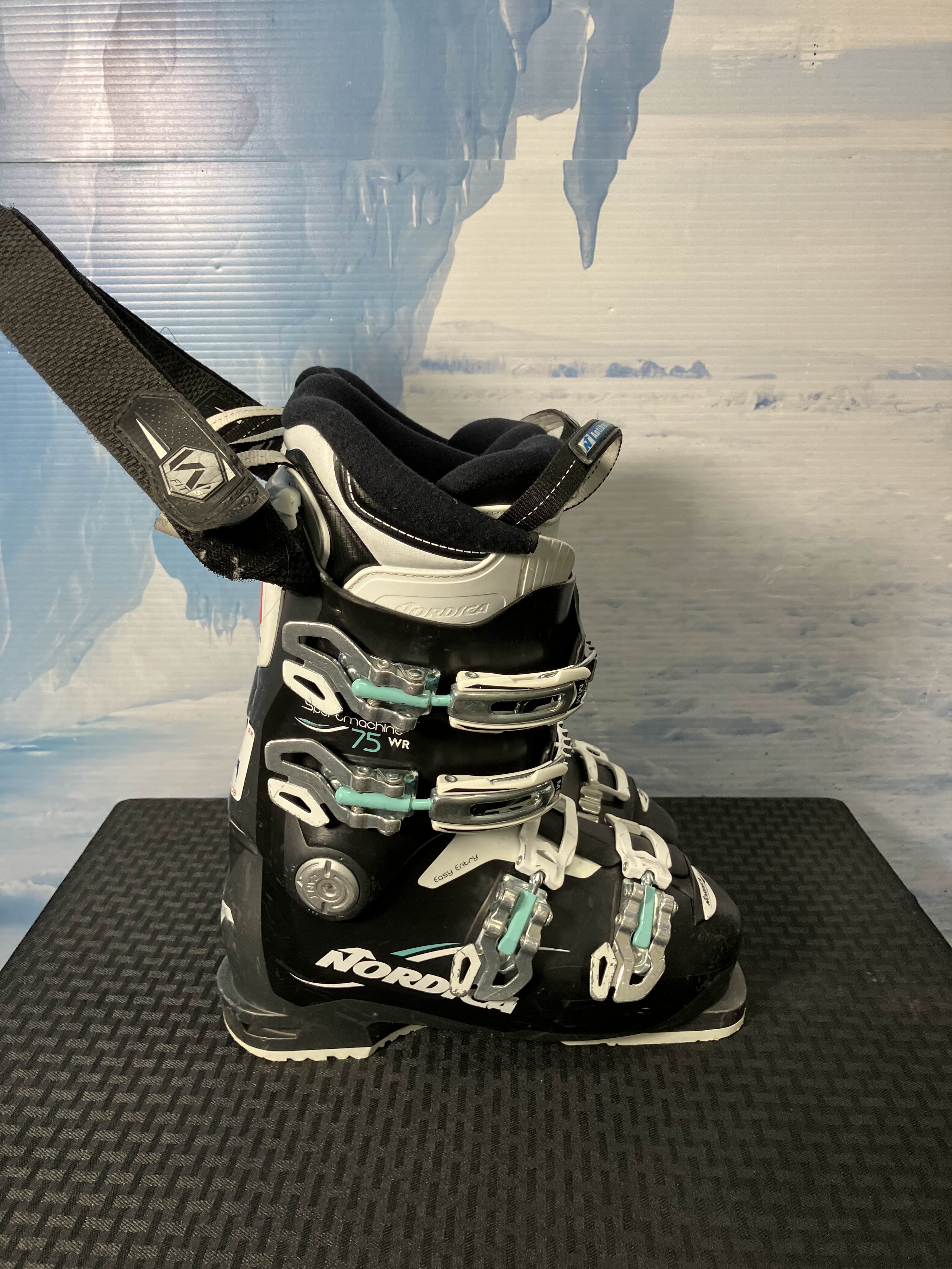 Used 2022 Nordica Sport Machine Ski Boot - 22.5MP