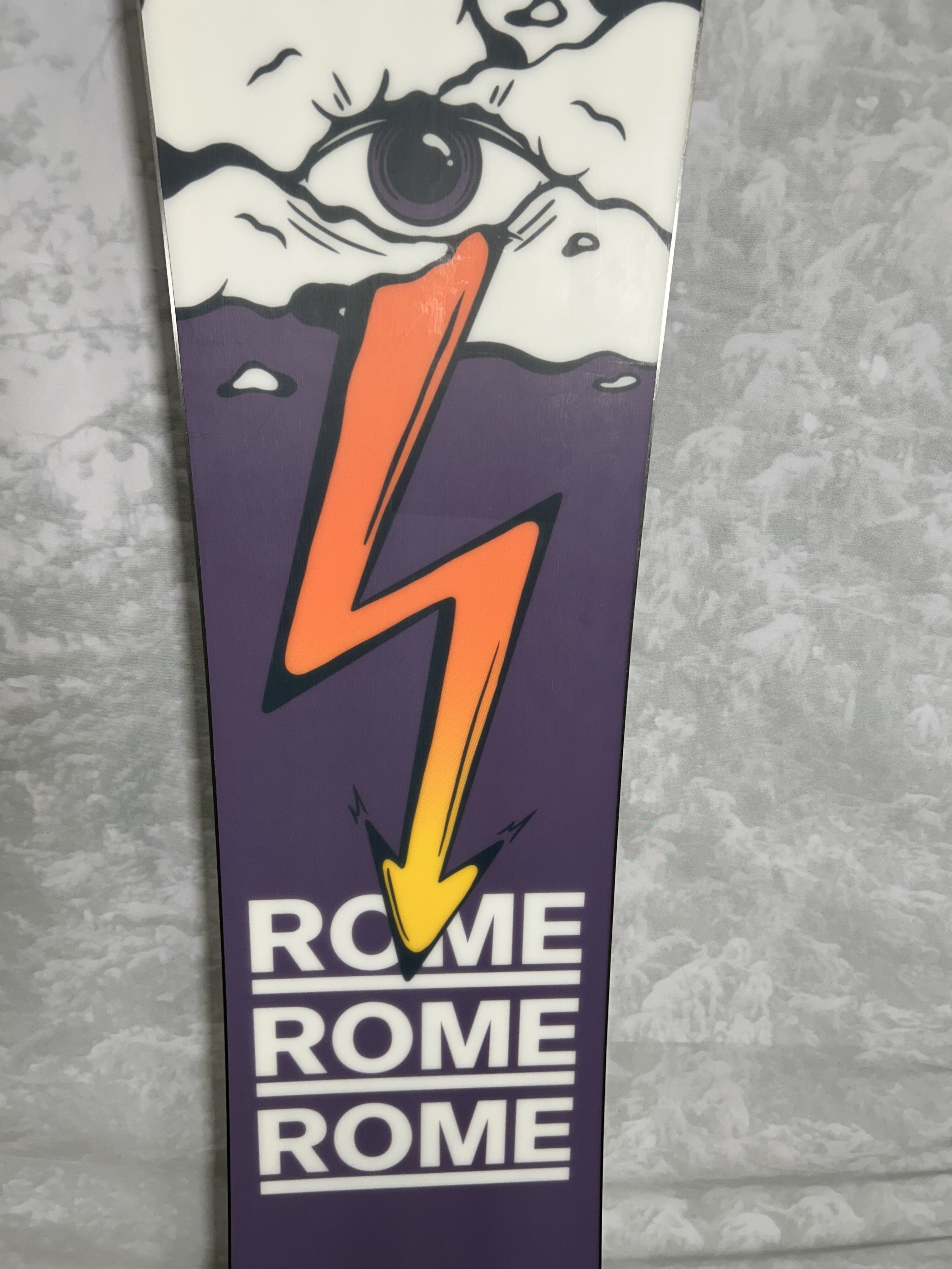Used 2025 Rome Stale Crewzer 158cm Snowboard
