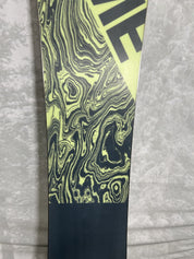 Used 2025 Rome Ravine 155cm Snowboard