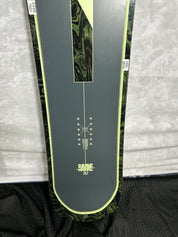 Used 2025 Rome Ravine 152cm Snowboard