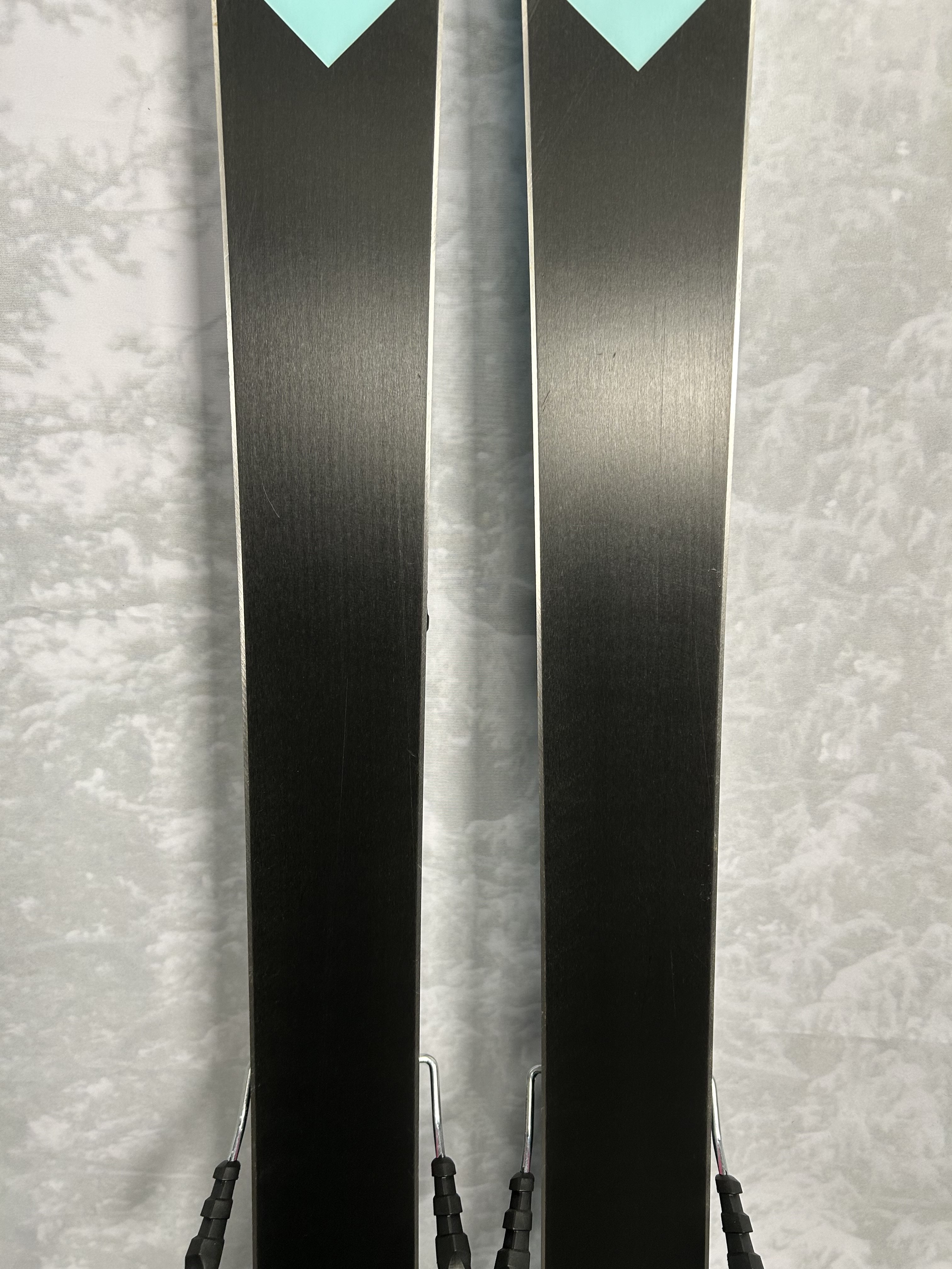 Used Black Crows Captis Birdie Skis-Women's  160 cm w/ Tyrolia Attack 11 Demo Bindings