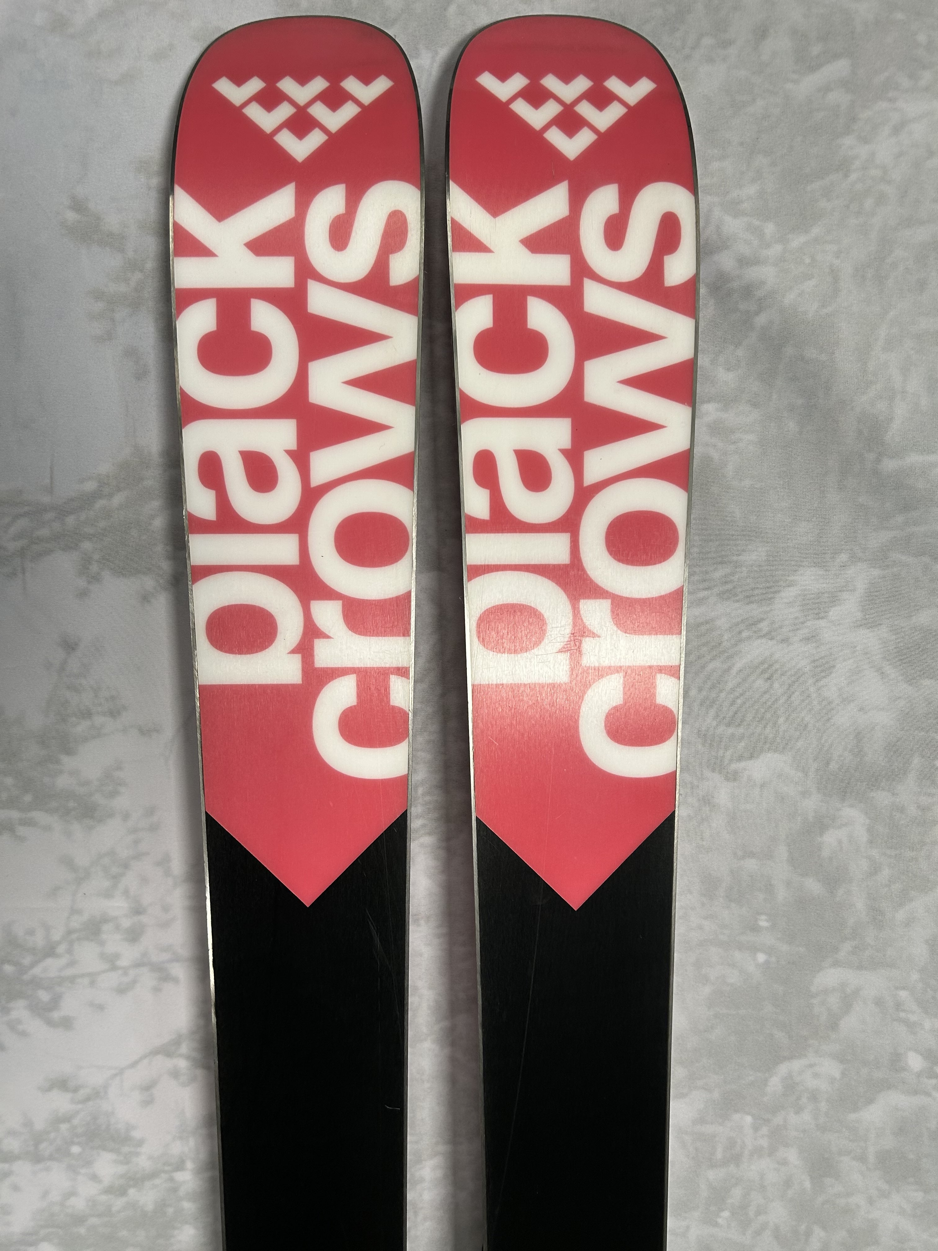 Lightly used Black Crows Camox Birdie Skis 162 cm w/ Tyrolia Attack 11 Demo Bindings