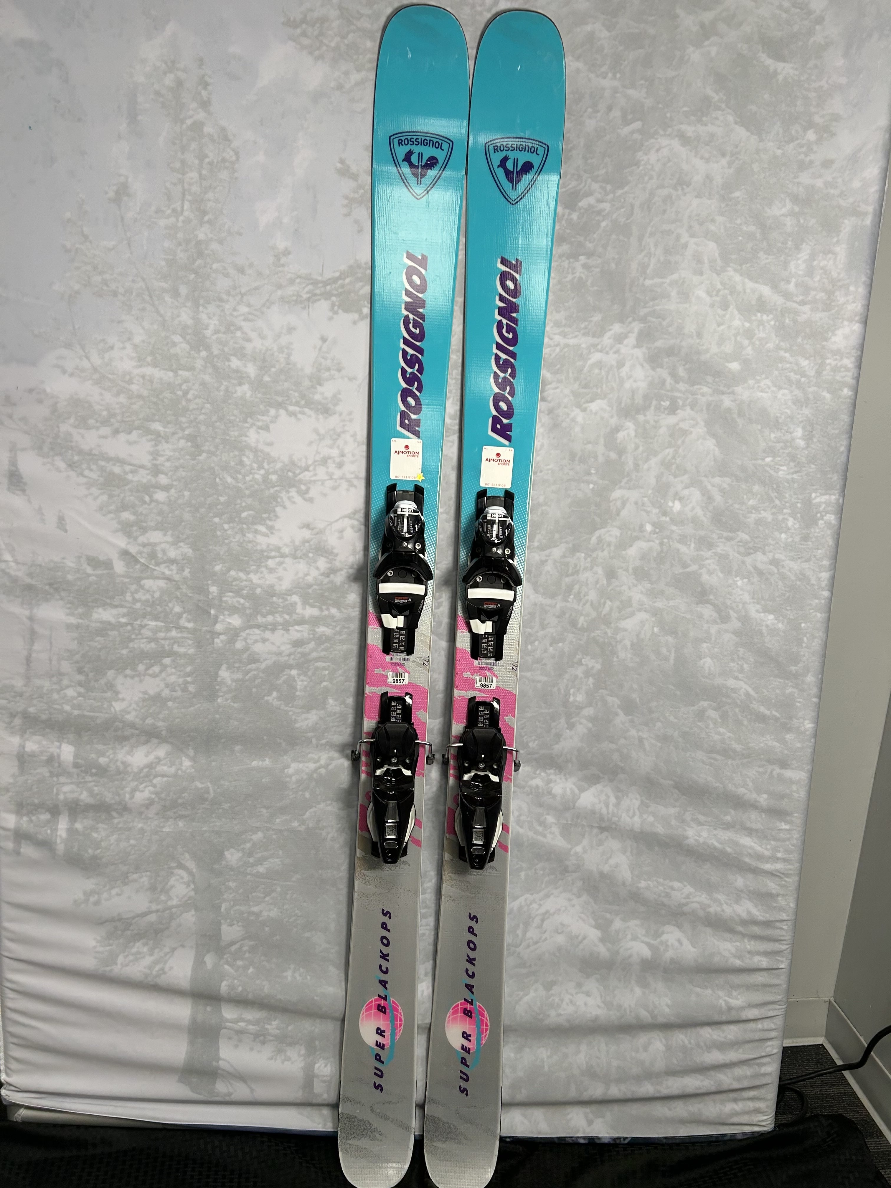 Used Rossignol Super Blackops 98 172cm Skis w/ Look Nx 12 Binding