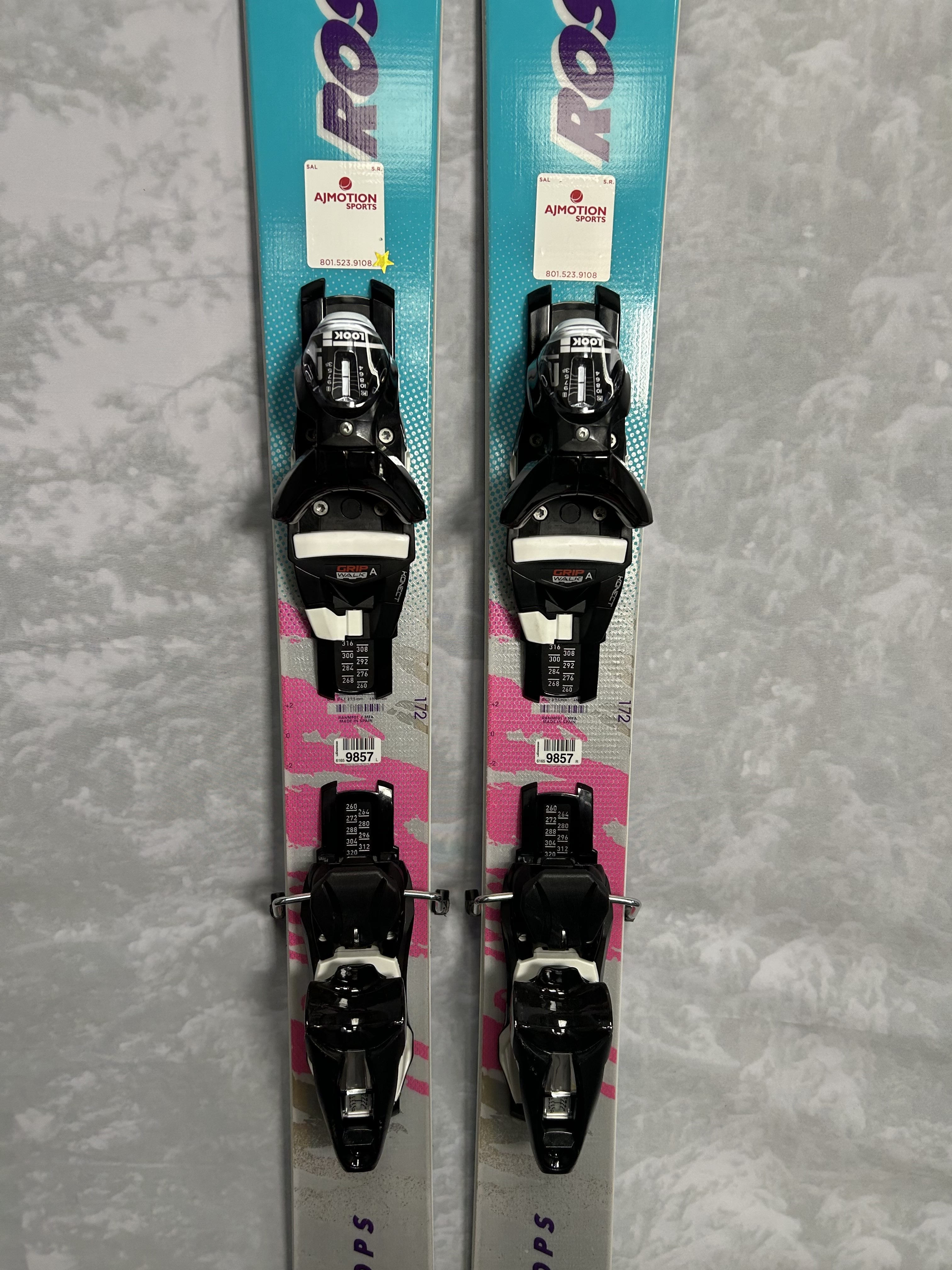 Used Rossignol Super Blackops 98 172cm Skis w/ Look Nx 12 Binding