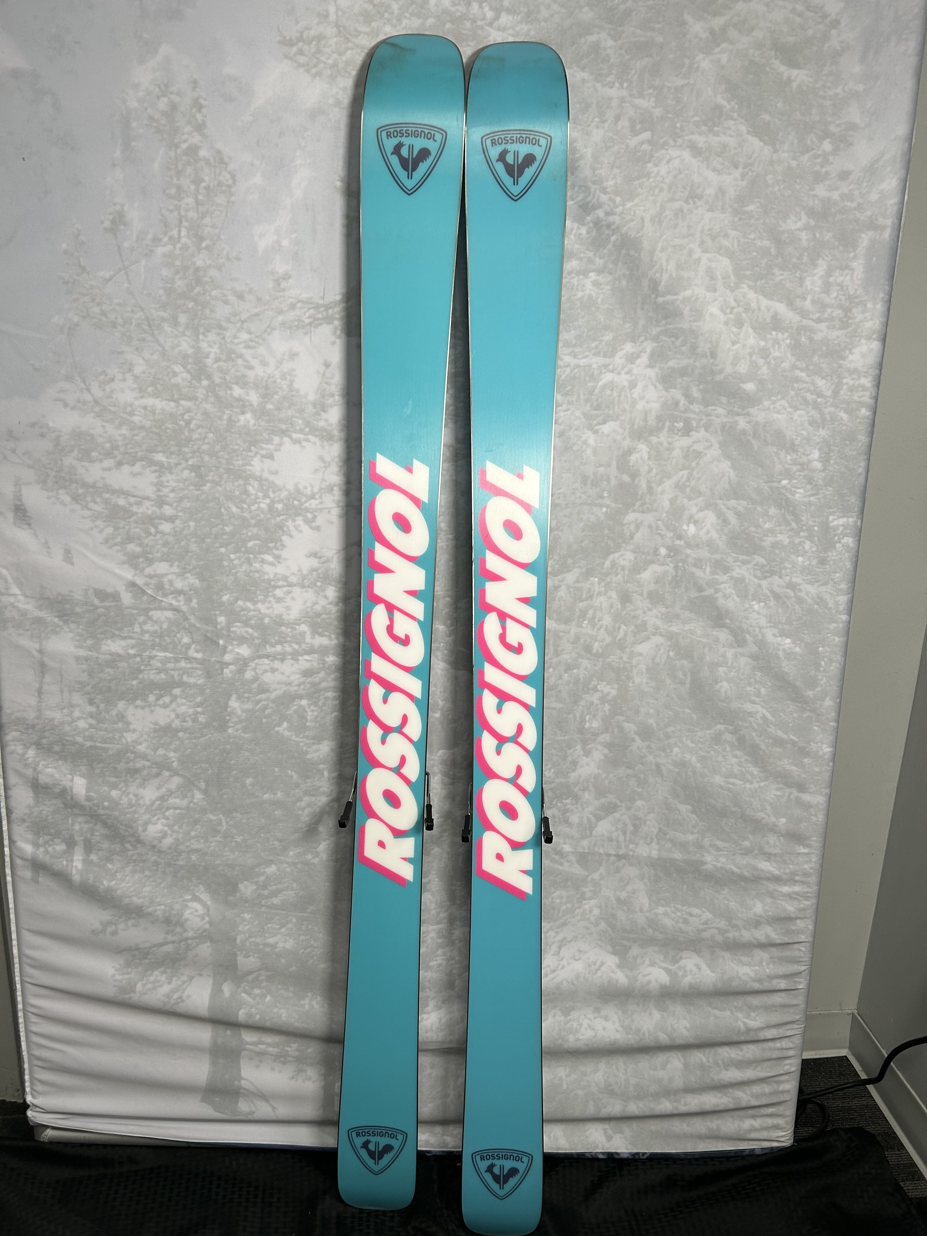 Used Rossignol Super Blackops 98 172cm Skis w/ Look Nx 12 Binding